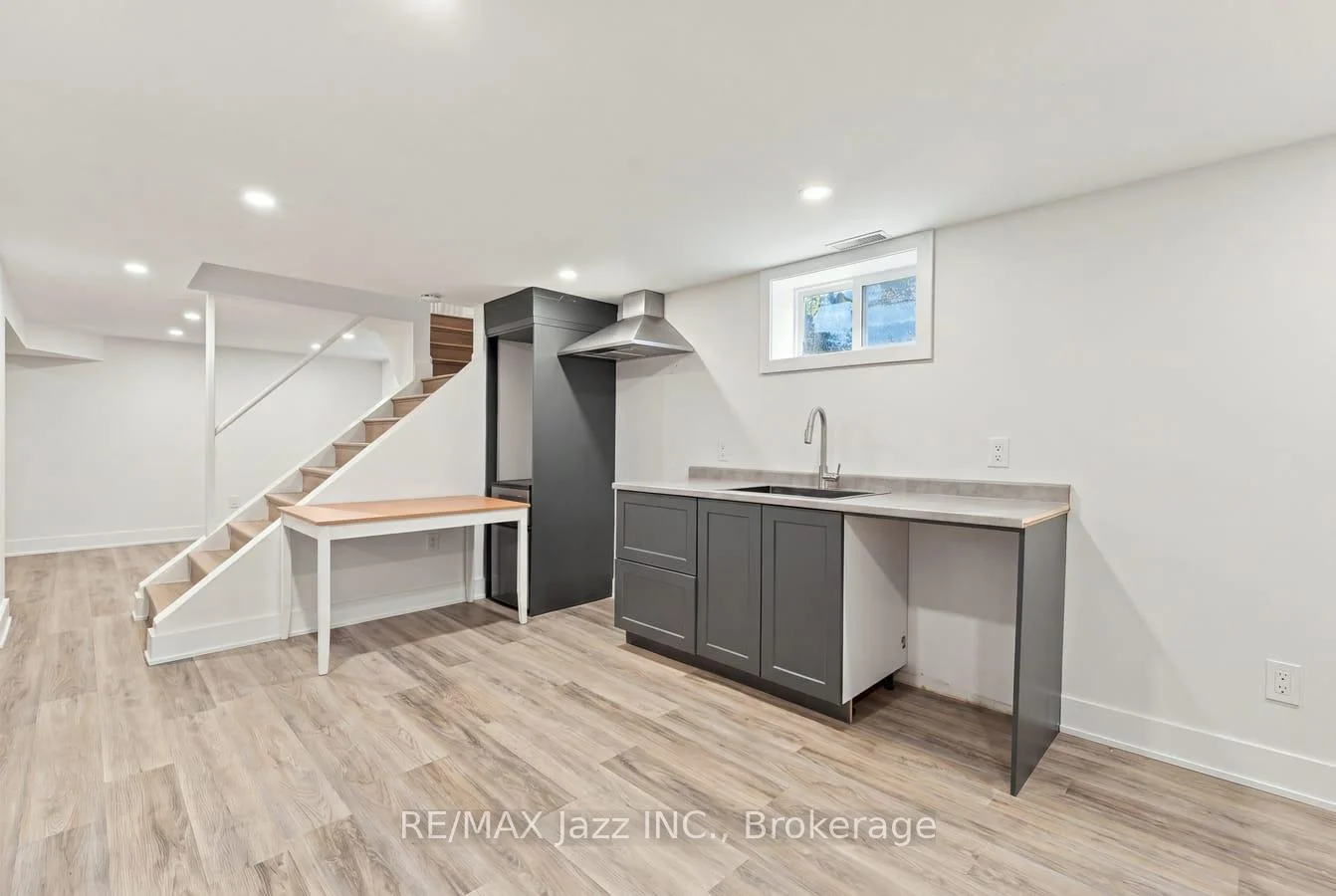 Photo 43 of 388 Eagle Street, Newmarket, Central Newmarket — HOMEH