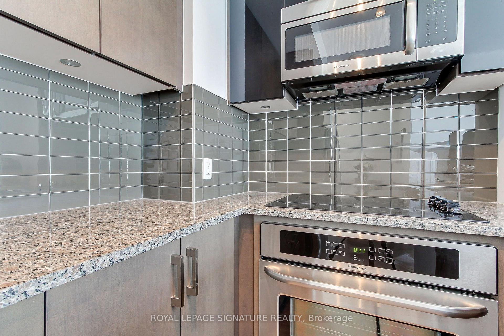 Photo 11 of Unit 1812, 98 Lillian Street, Toronto, Mount Pleasant West — HOMEH
