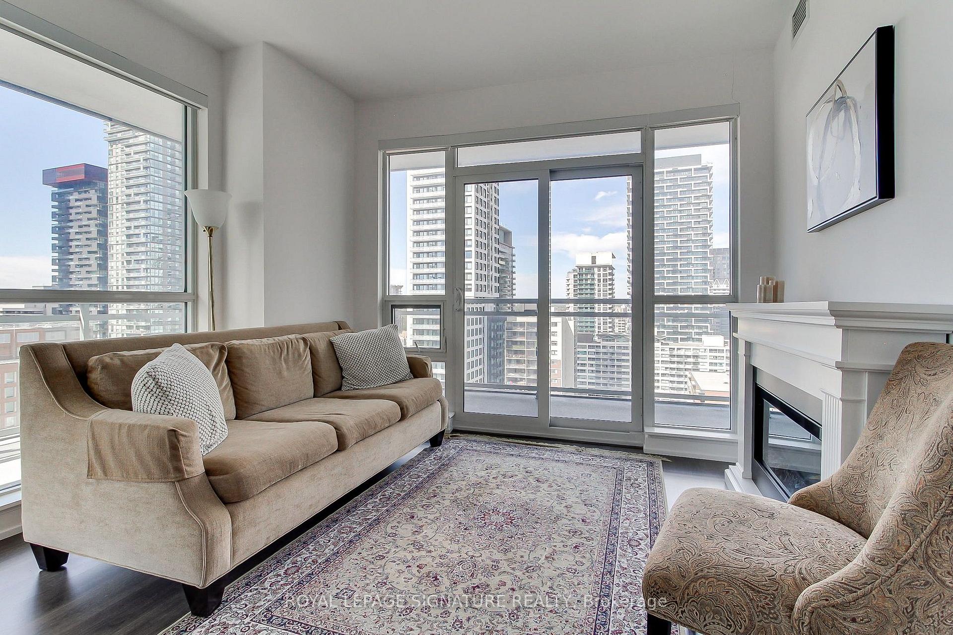 Photo 15 of Unit 1812, 98 Lillian Street, Toronto, Mount Pleasant West — HOMEH