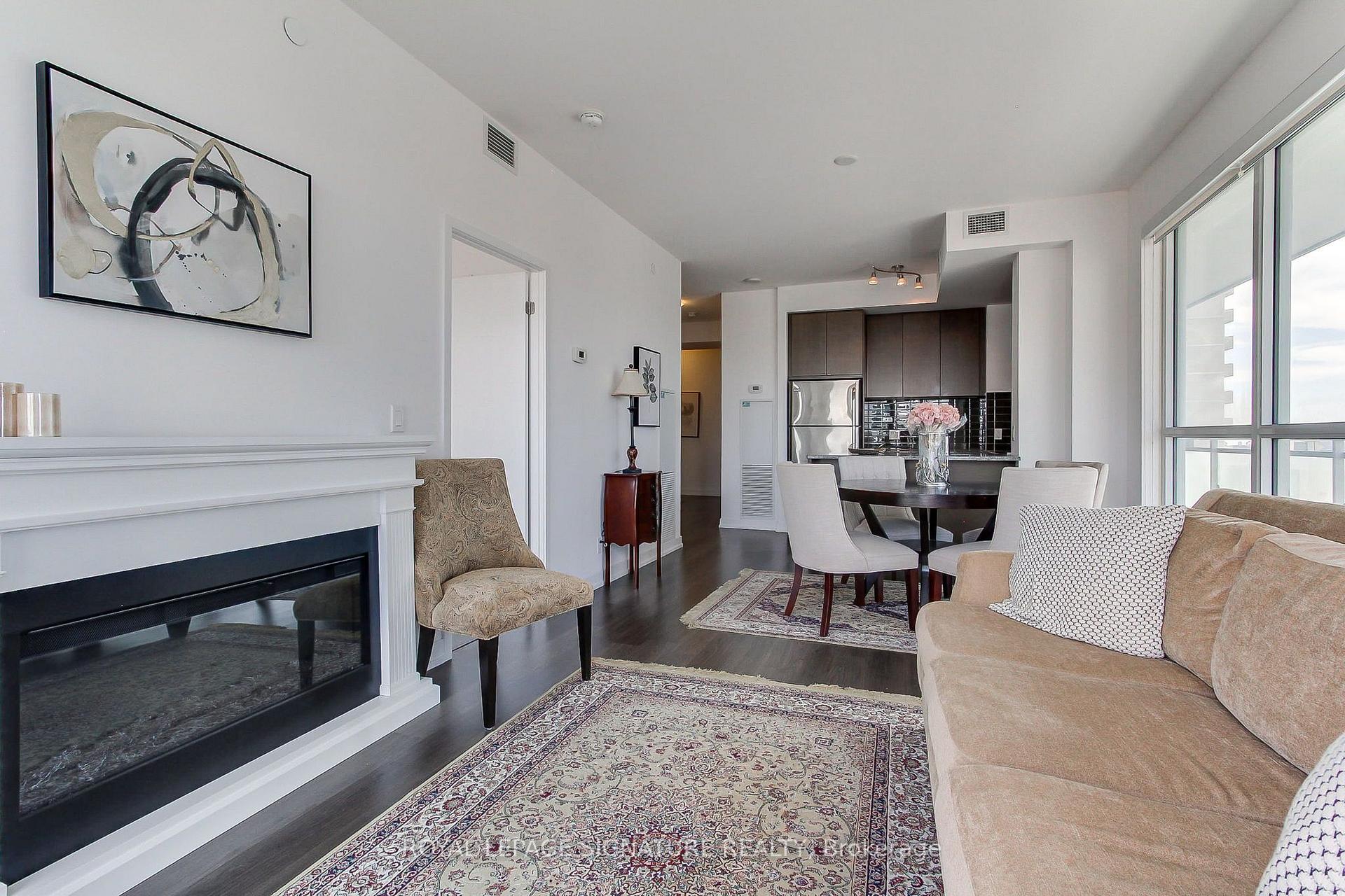 Photo 17 of Unit 1812, 98 Lillian Street, Toronto, Mount Pleasant West — HOMEH