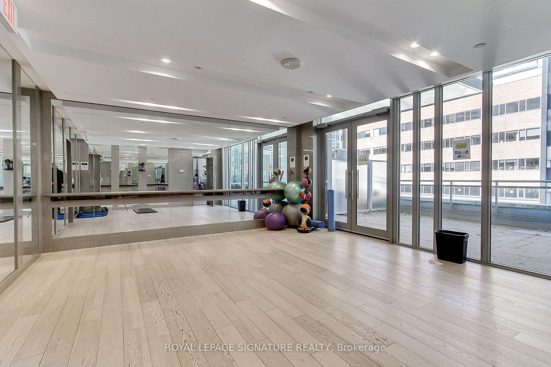 Photo 37 of Unit 1812, 98 Lillian Street, Toronto, Mount Pleasant West — HOMEH