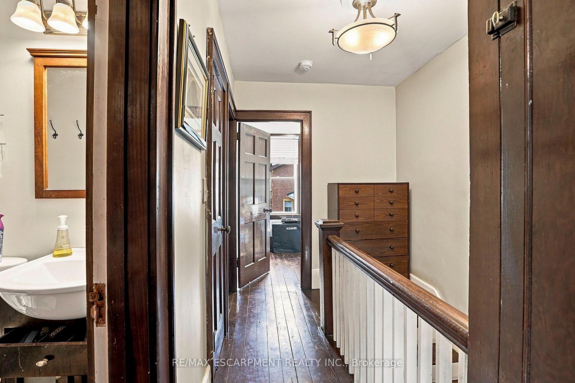 Photo 11 of 83 Napier Street, Hamilton, Central — HOMEH