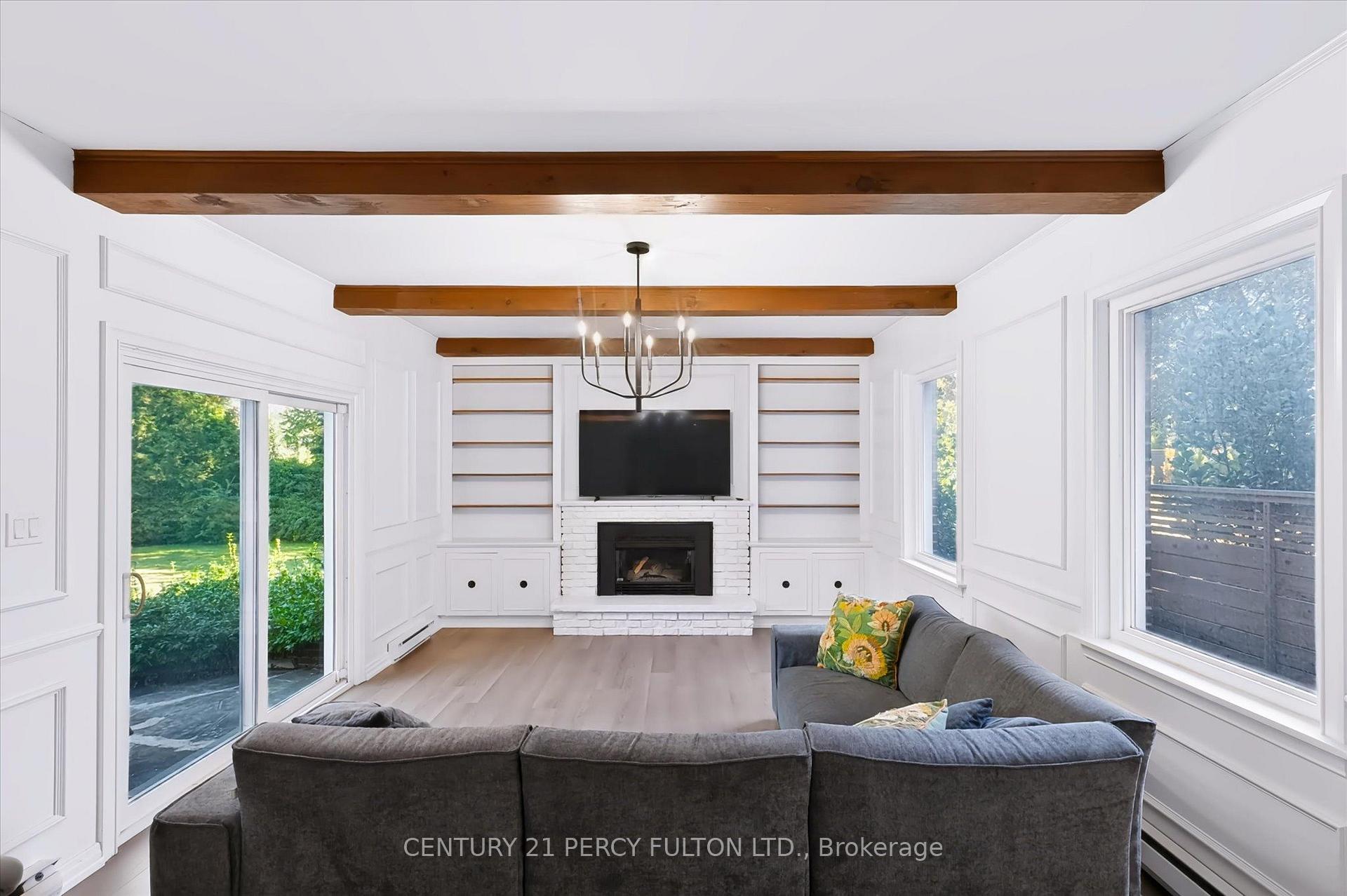 Photo 16 of 1503 Lochlin Trail, Mississauga, Mineola — HOMEH