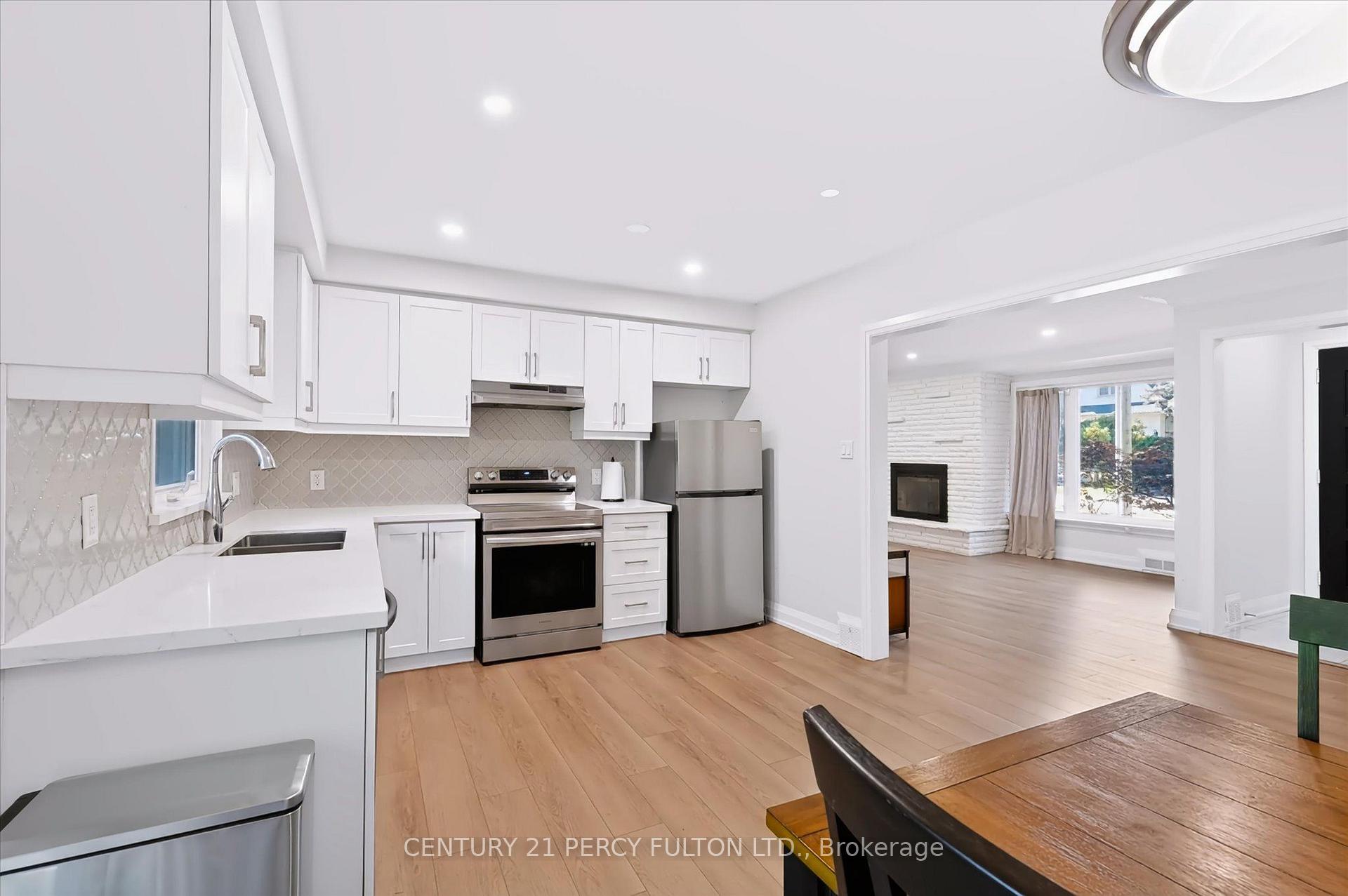 Photo 22 of 1503 Lochlin Trail, Mississauga, Mineola — HOMEH