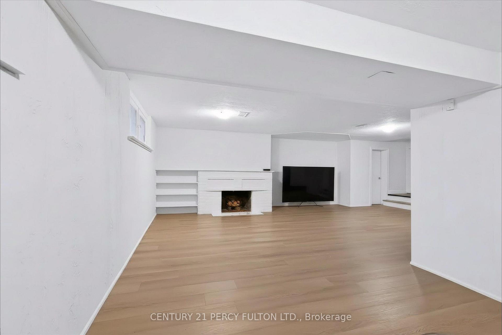 Photo 36 of 1503 Lochlin Trail, Mississauga, Mineola — HOMEH