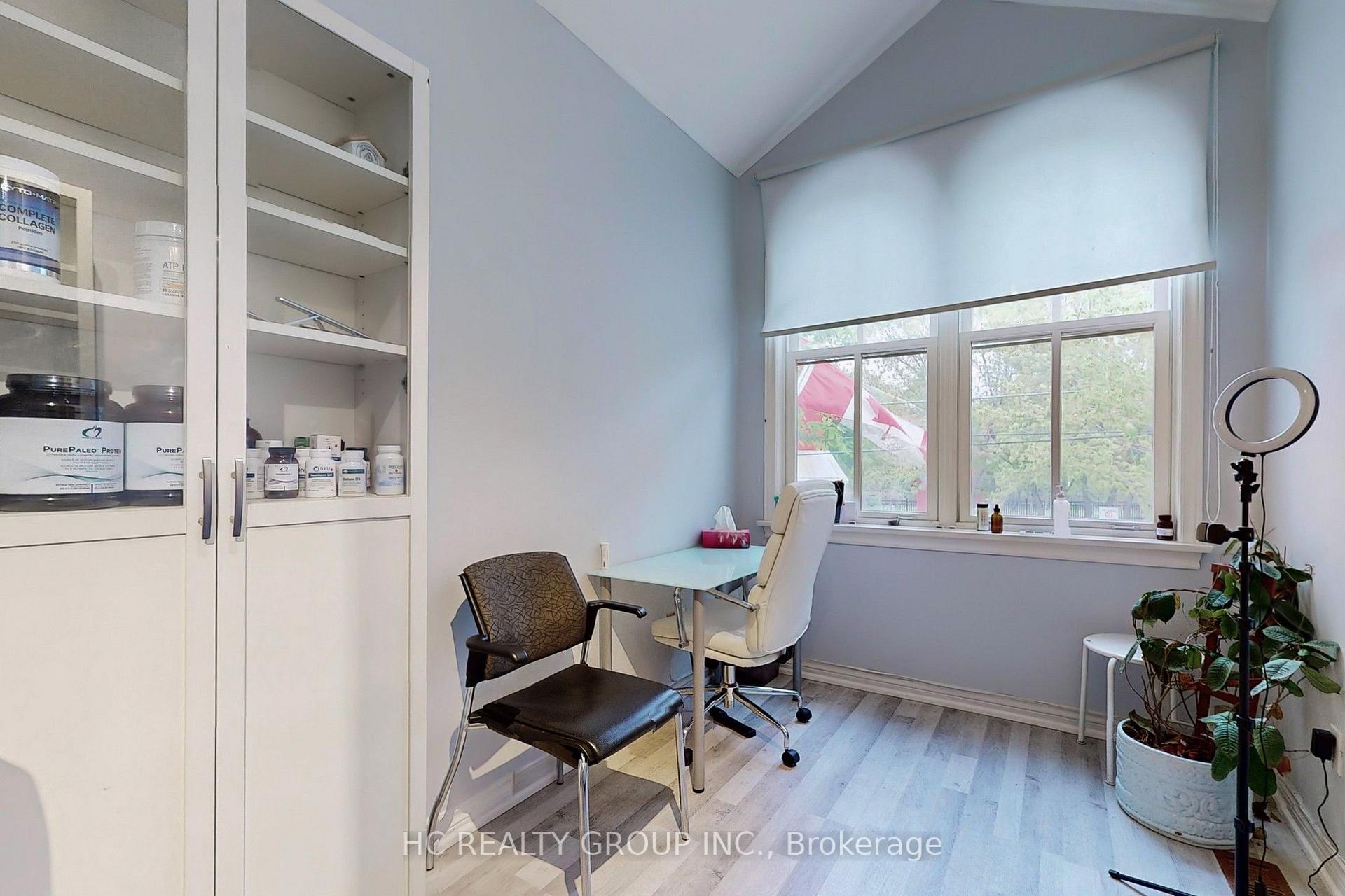 Photo 19 of 10 Station Lane, Markham, Unionville — HOMEH