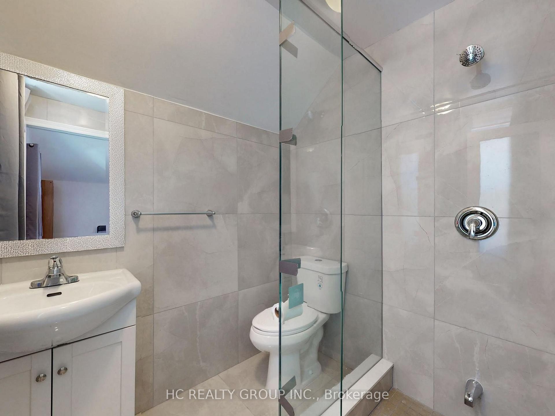 Photo 43 of 10 Station Lane, Markham, Unionville — HOMEH