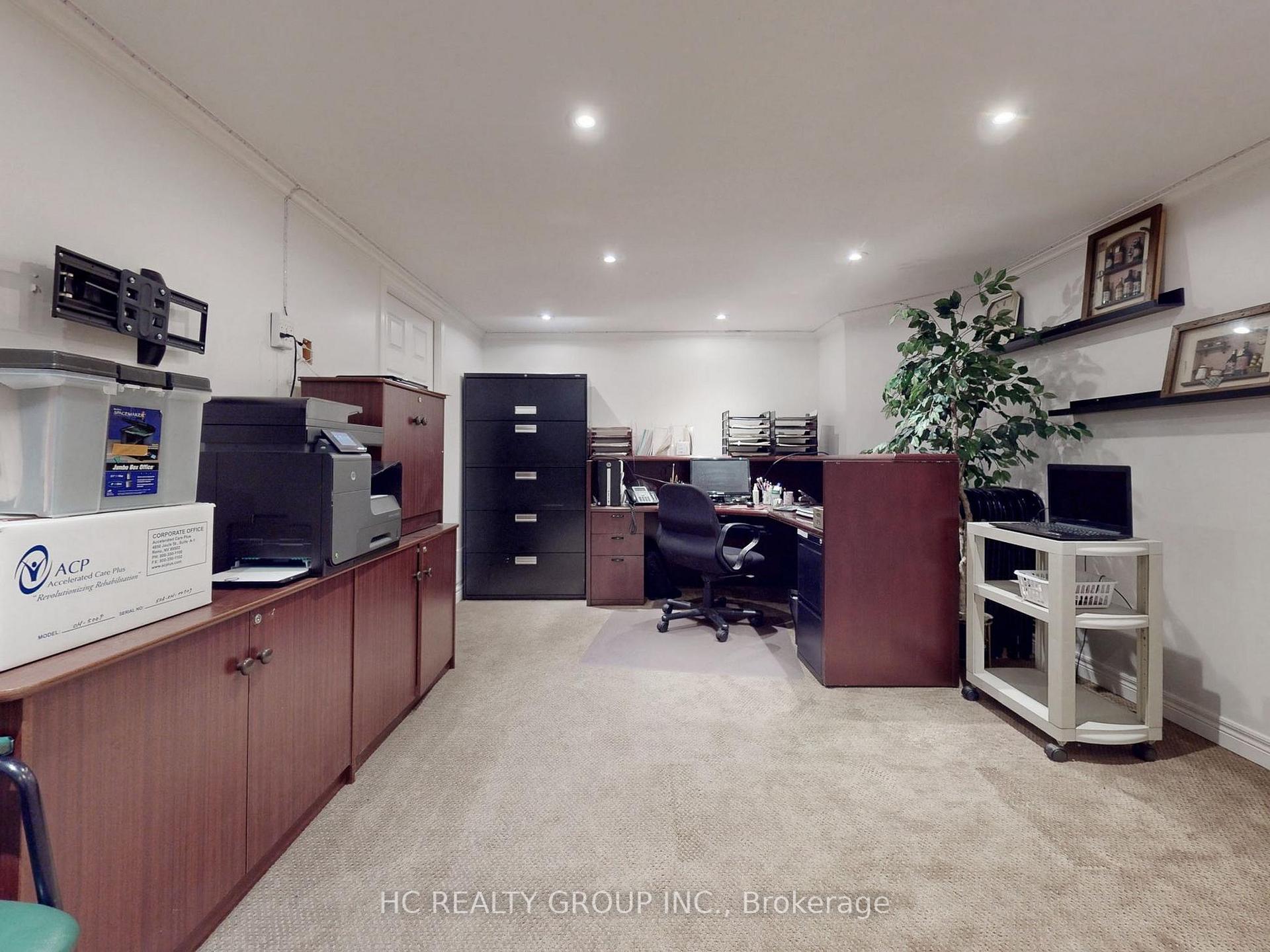 Photo 47 of 10 Station Lane, Markham, Unionville — HOMEH