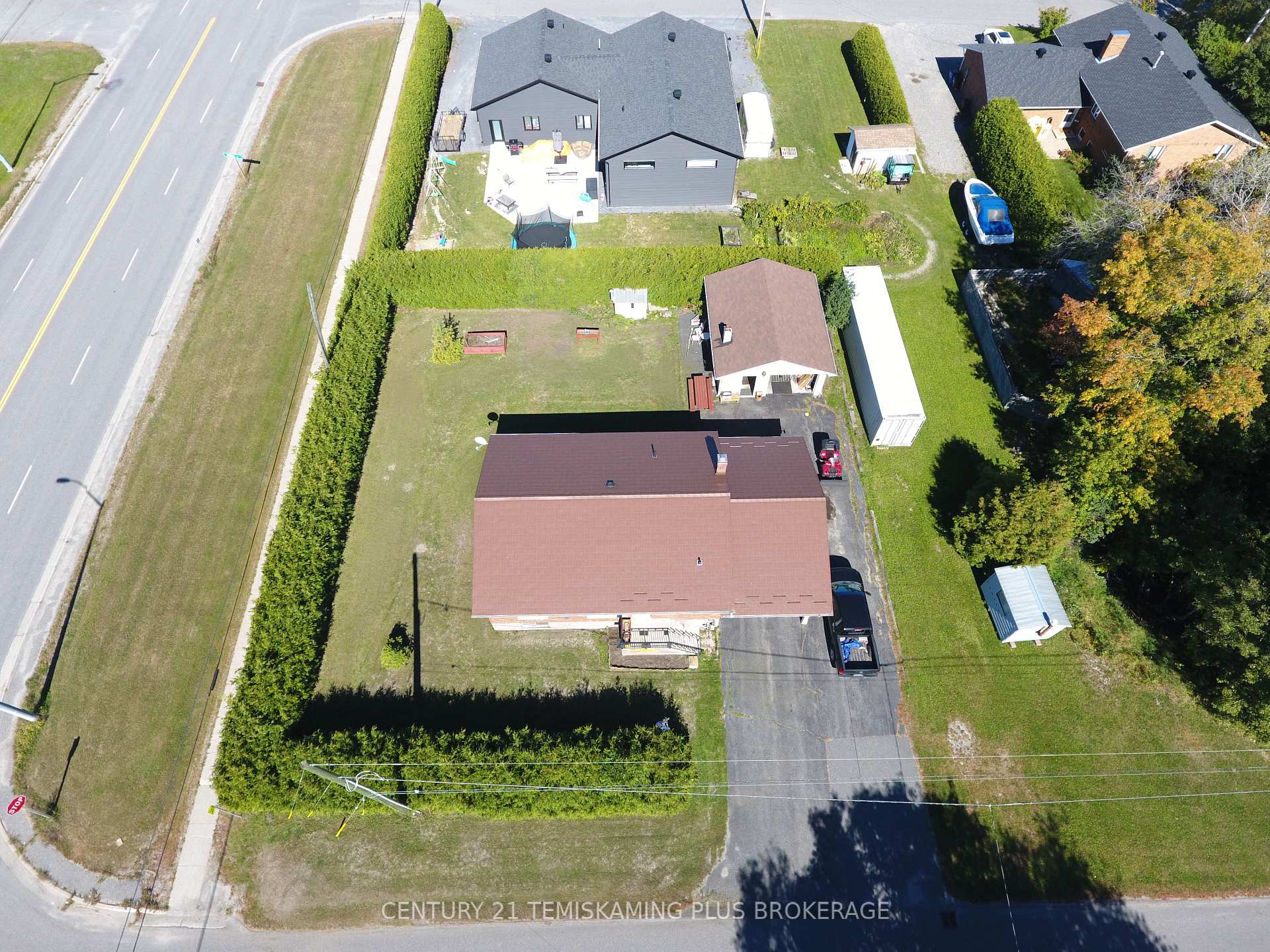 Photo 2 of 451 Joyal Drive, Temiskaming Shores, Haileybury — HOMEH