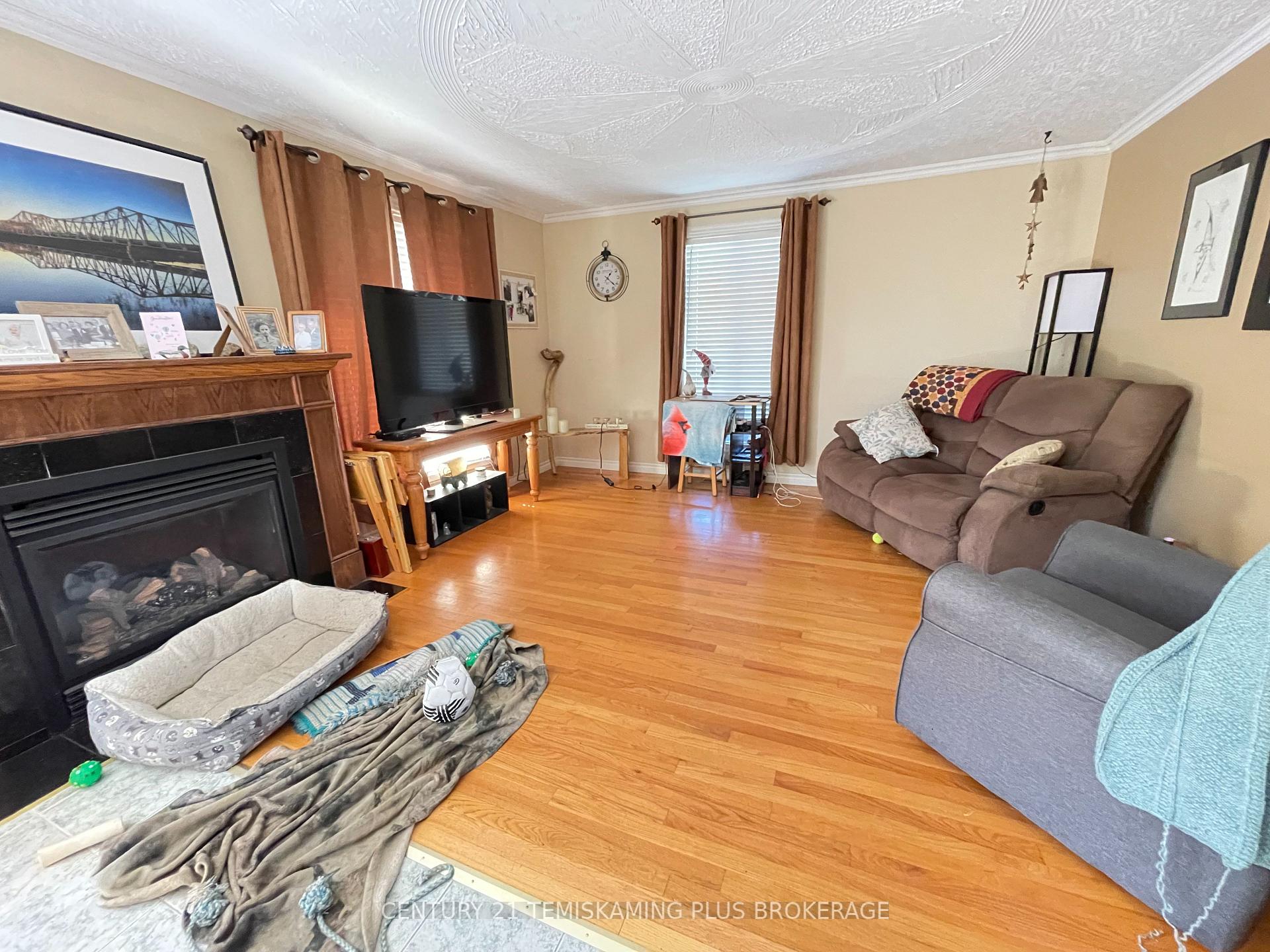 Photo 11 of 451 Joyal Drive, Temiskaming Shores, Haileybury — HOMEH