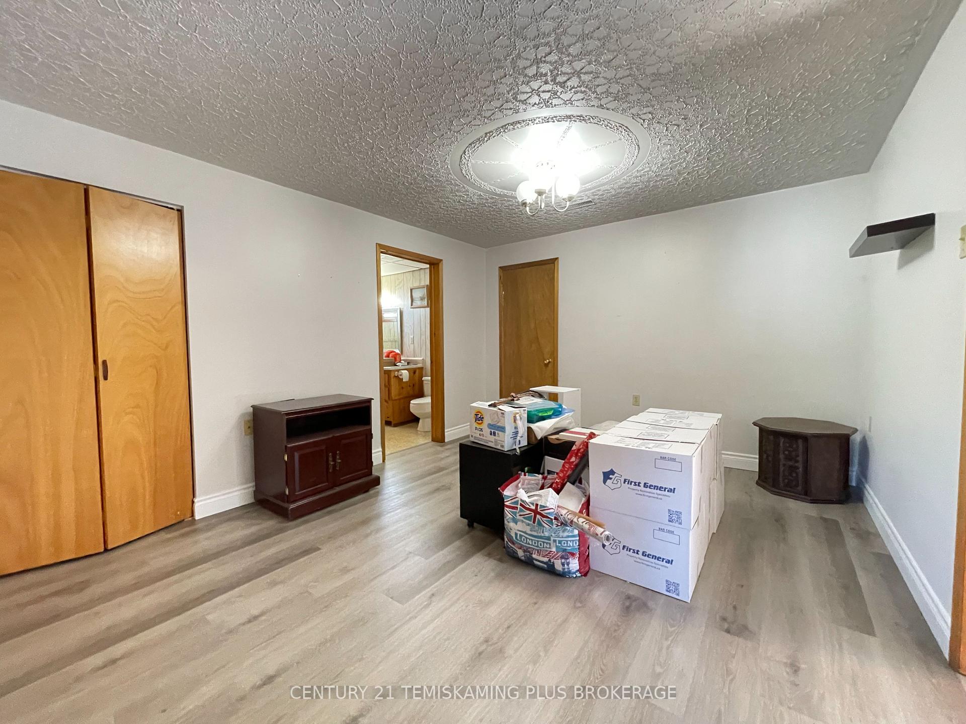 Photo 23 of 451 Joyal Drive, Temiskaming Shores, Haileybury — HOMEH
