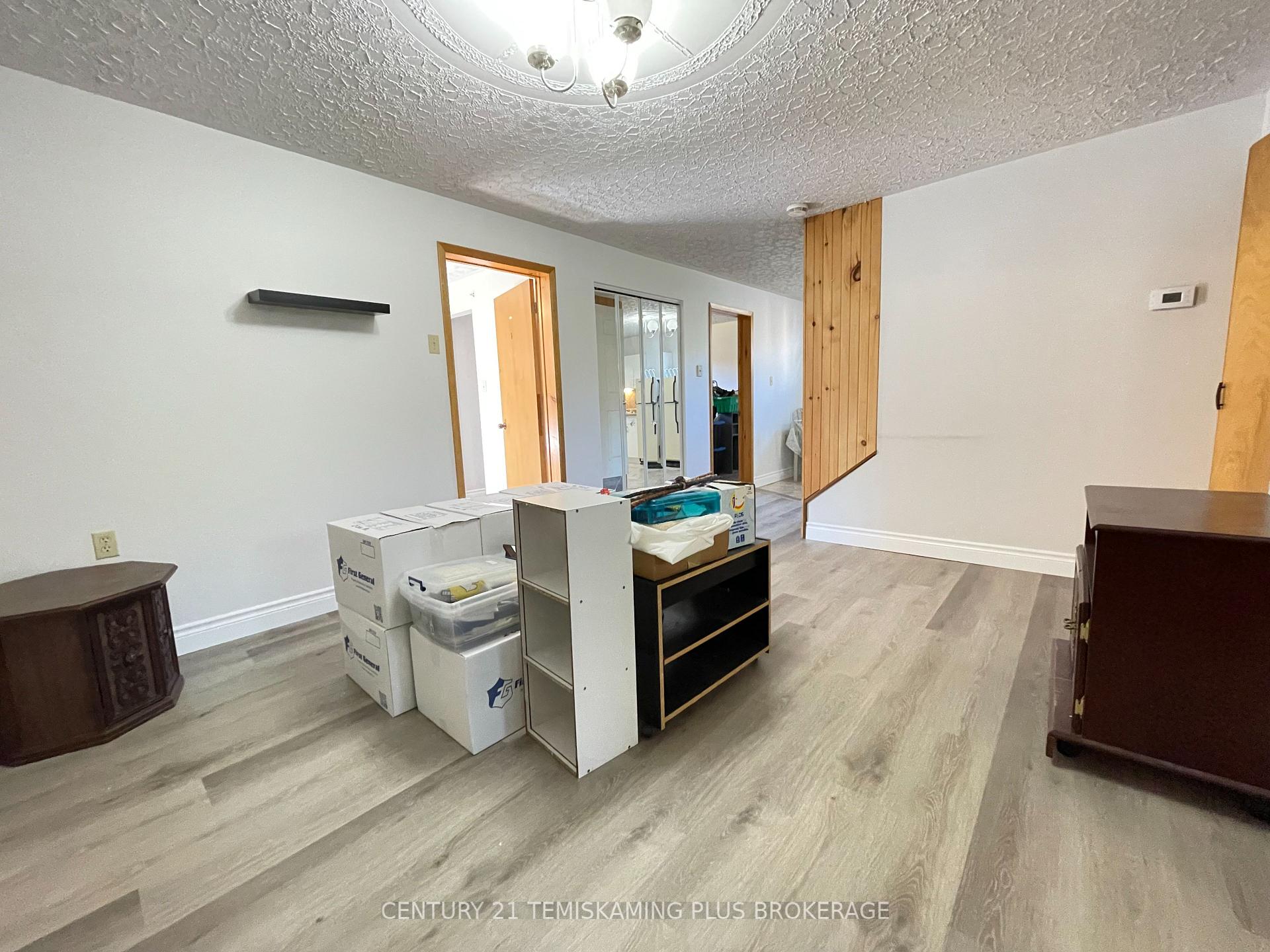 Photo 24 of 451 Joyal Drive, Temiskaming Shores, Haileybury — HOMEH