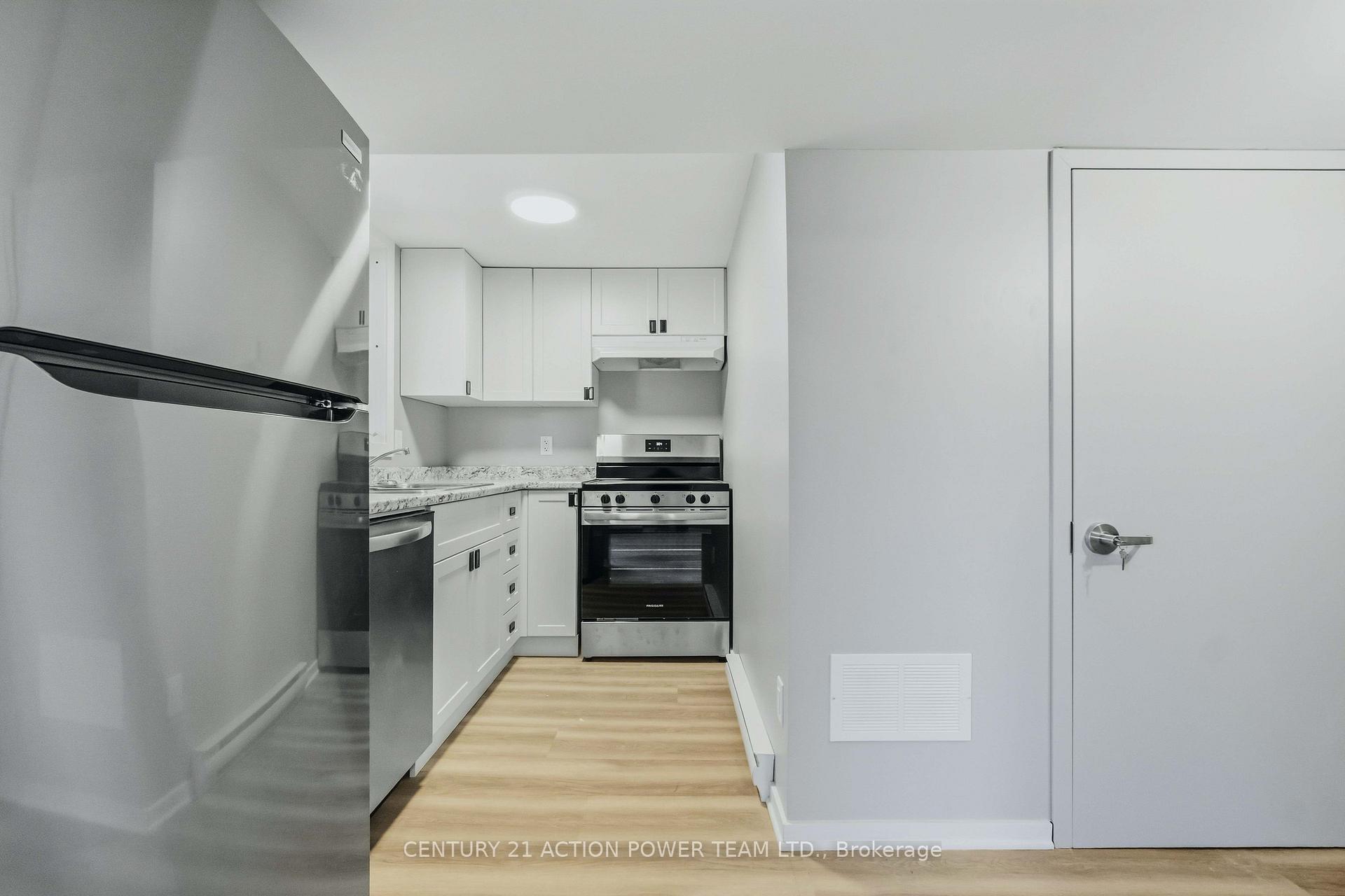 Photo 9 of Unit B, 1936 Longman Crescent, Ottawa, Chateauneuf — HOMEH