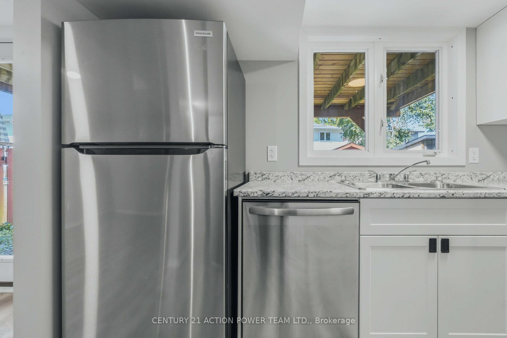 Photo 12 of Unit B, 1936 Longman Crescent, Ottawa, Chateauneuf — HOMEH