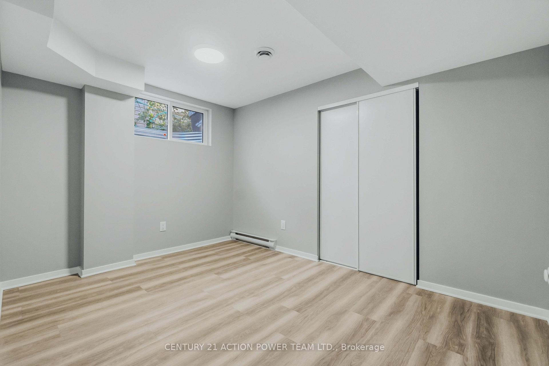 Photo 22 of Unit B, 1936 Longman Crescent, Ottawa, Chateauneuf — HOMEH