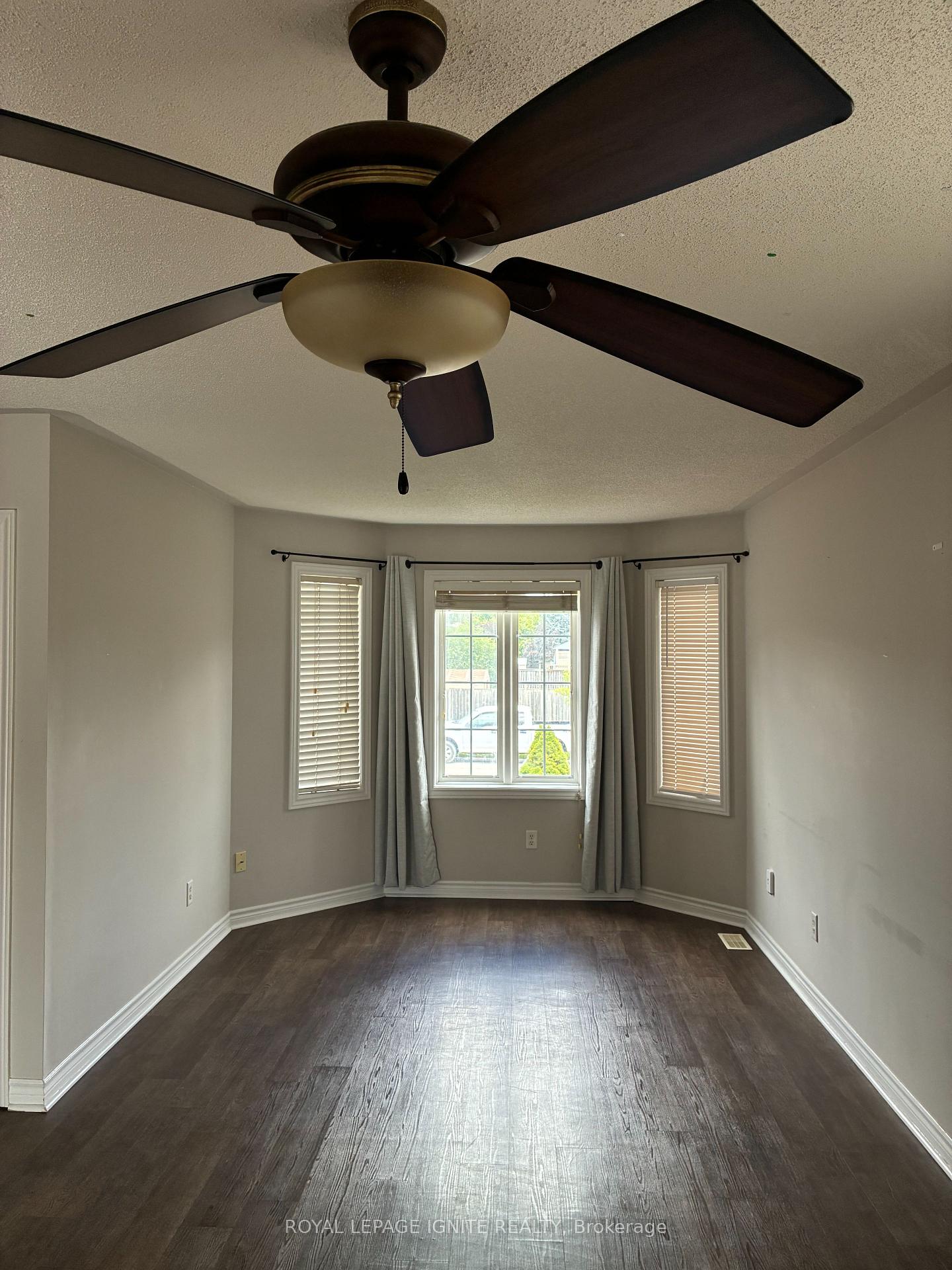 Photo 18 of 114 Bird Street, Barrie, Edgehill Drive — HOMEH