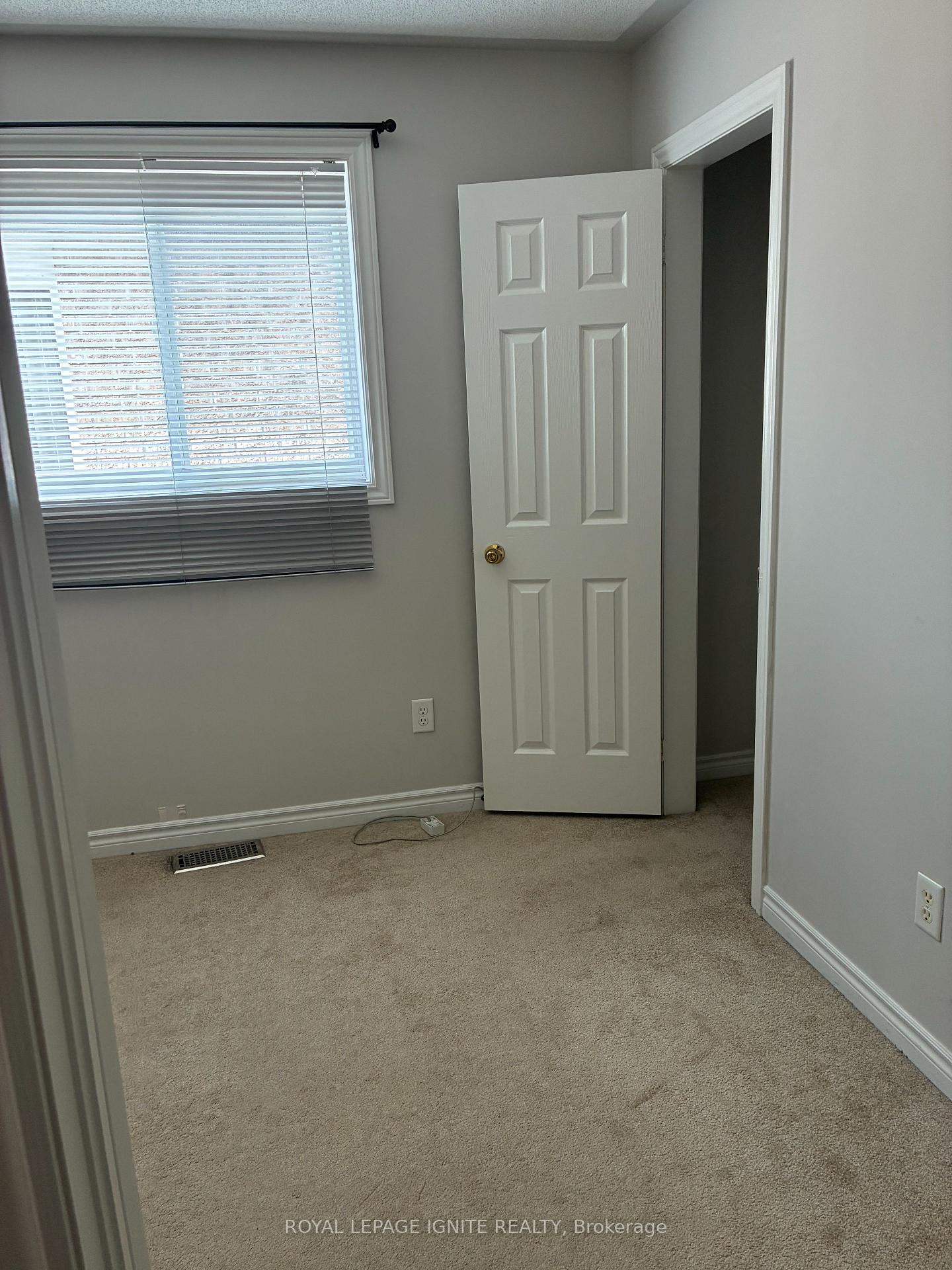 Photo 19 of 114 Bird Street, Barrie, Edgehill Drive — HOMEH