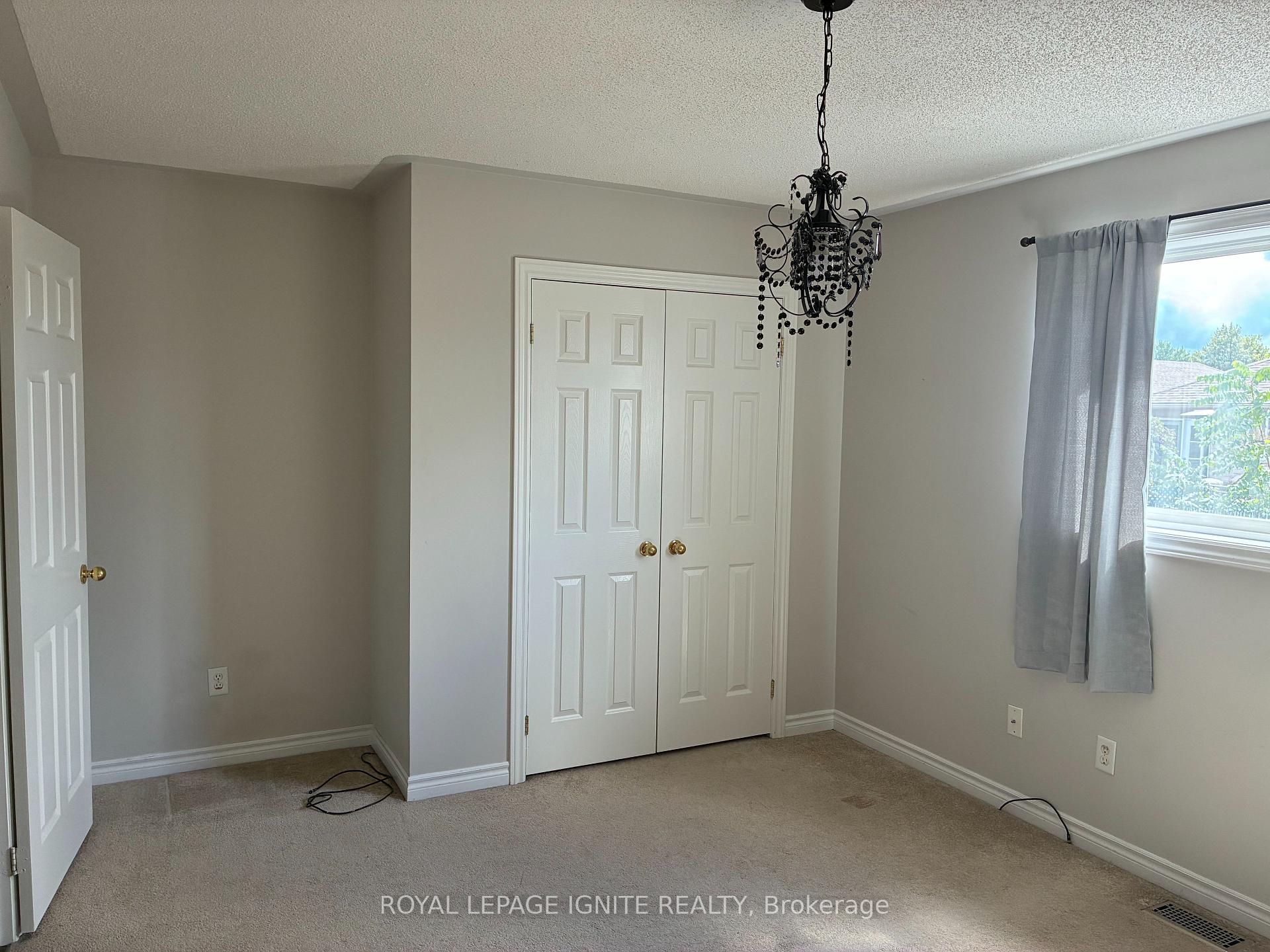 Photo 21 of 114 Bird Street, Barrie, Edgehill Drive — HOMEH