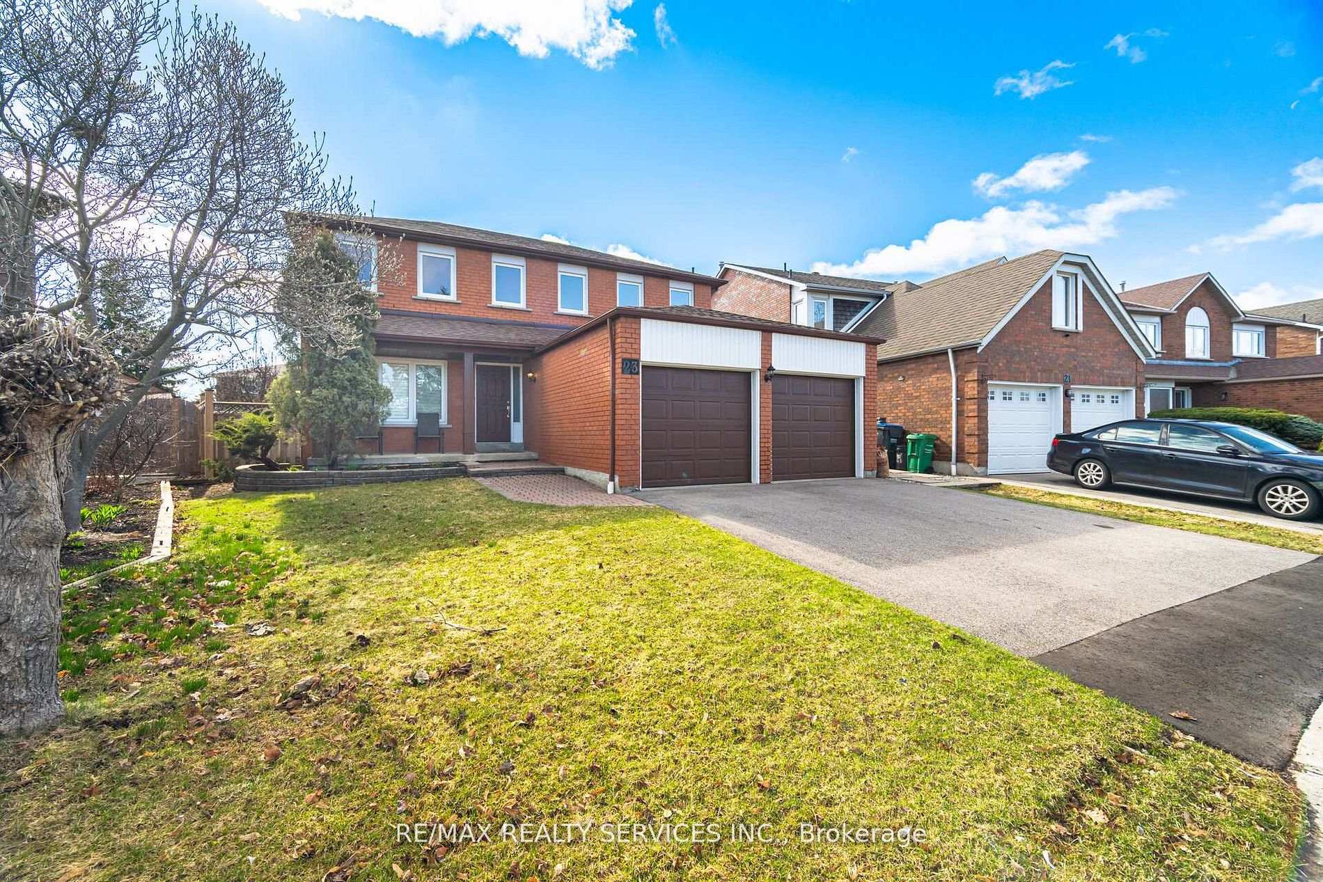 Photo of 23 Newbury Crescent