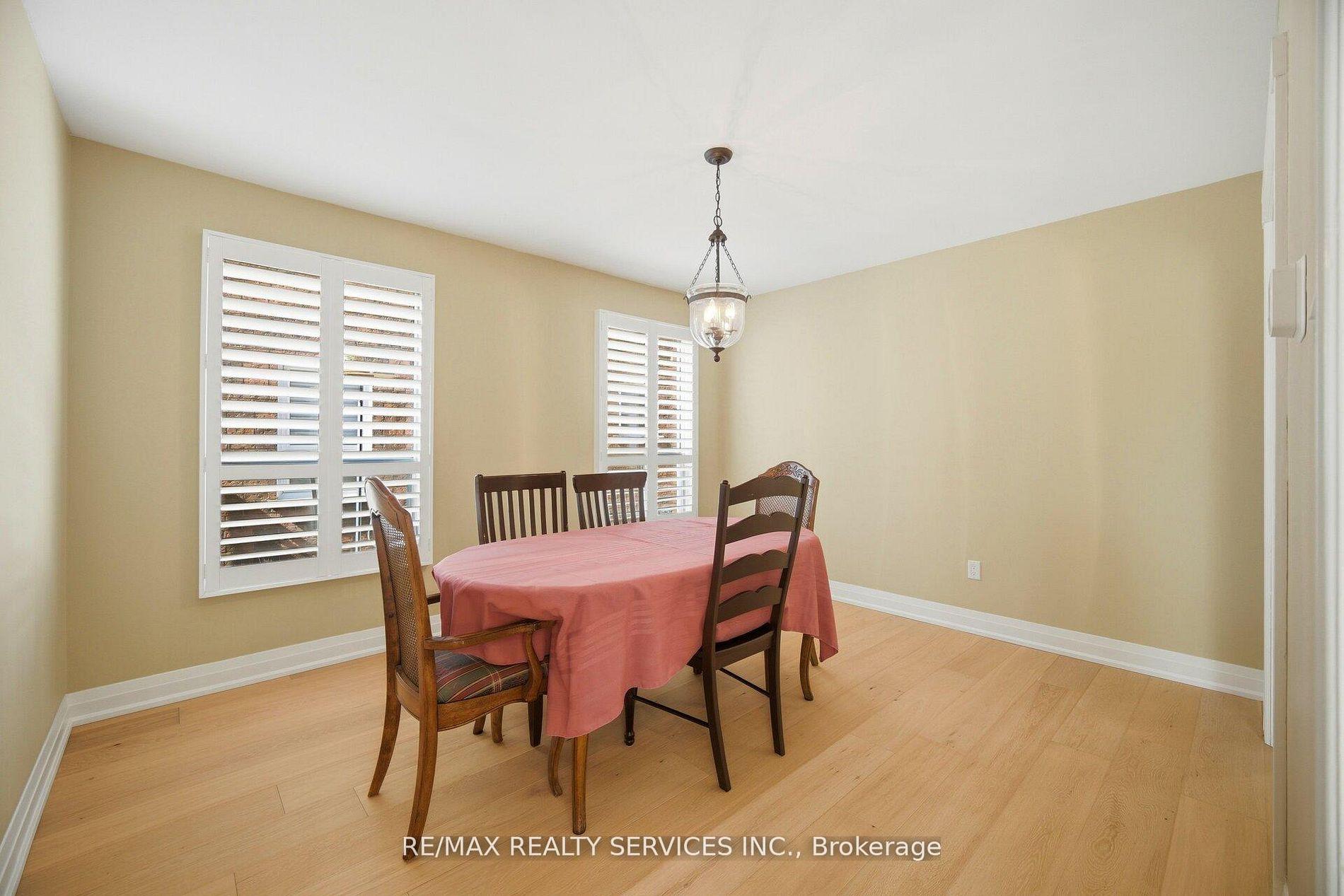 Photo 11 of 23 Newbury Crescent, Brampton, Westgate — HOMEH