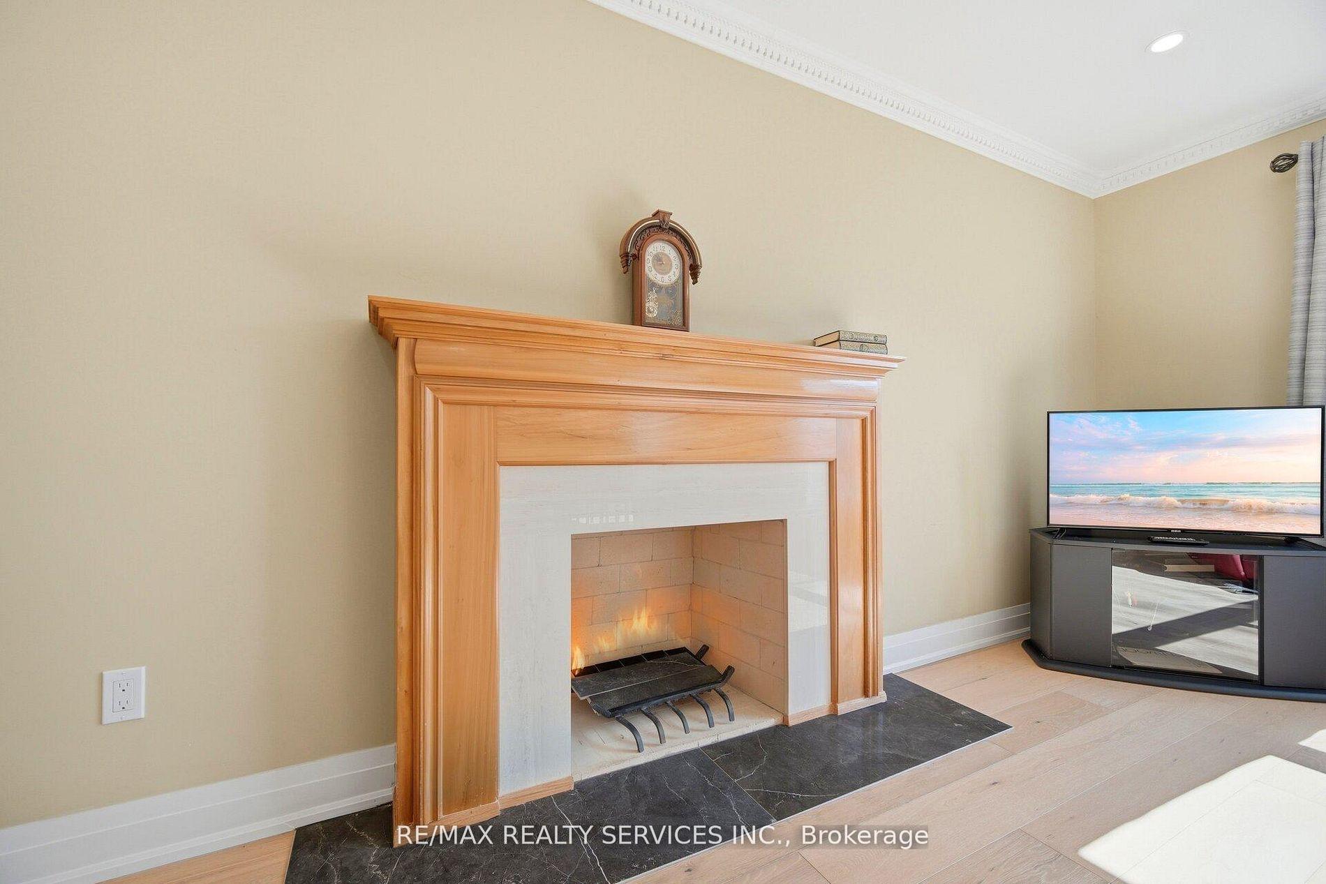 Photo 22 of 23 Newbury Crescent, Brampton, Westgate — HOMEH