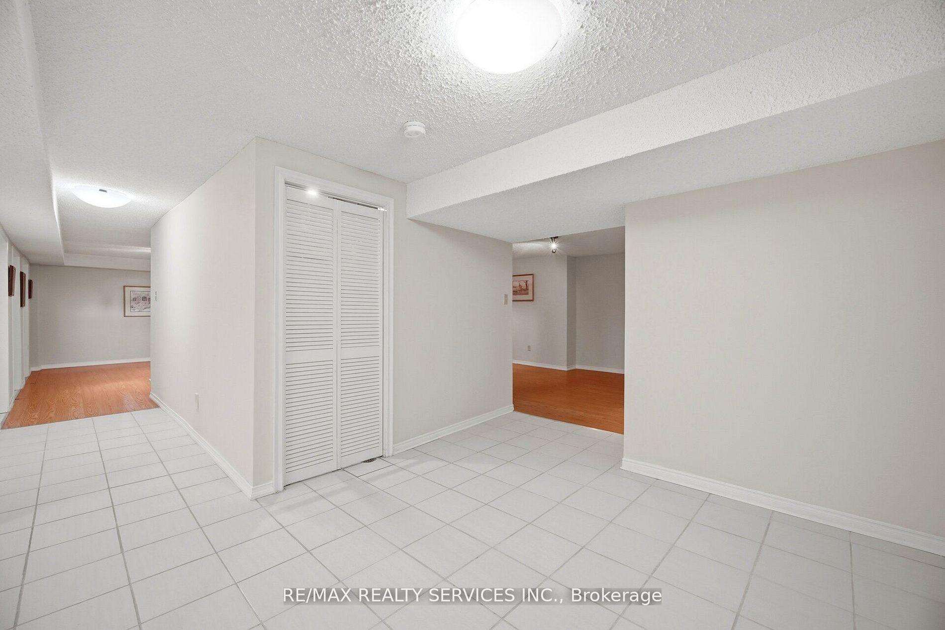 Photo 46 of 23 Newbury Crescent, Brampton, Westgate — HOMEH