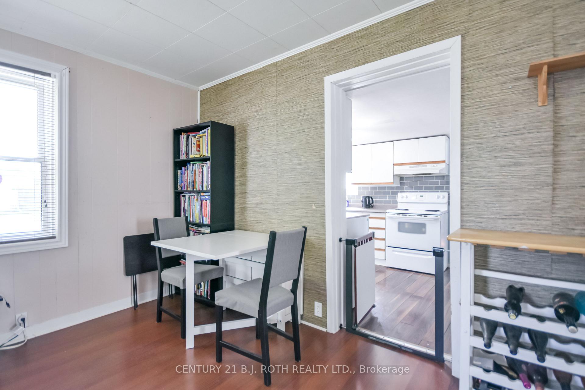 Photo 12 of 381 Forest Avenue S, Orillia — HOMEH