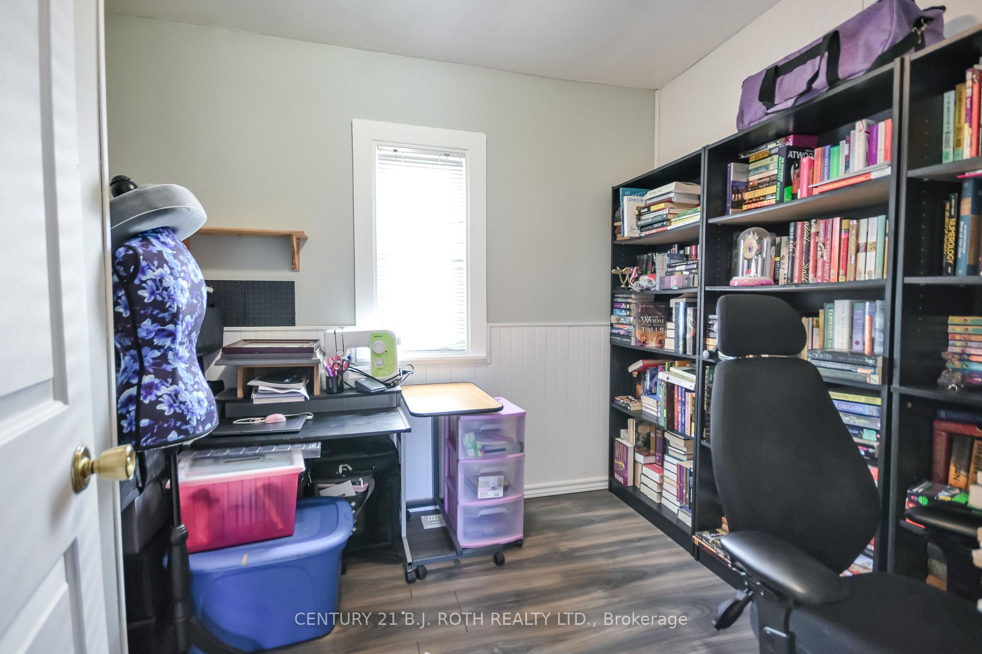 Photo 17 of 381 Forest Avenue S, Orillia — HOMEH