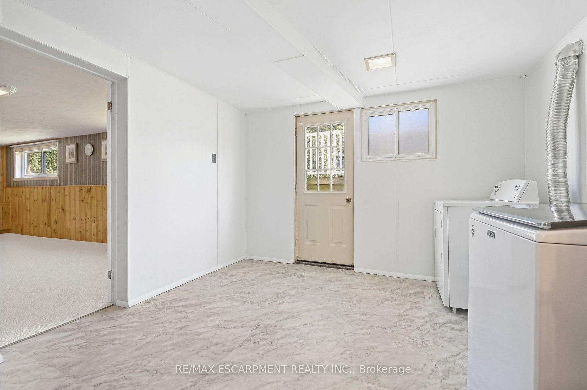 Photo 23 of 1267 Dunbar Road, Burlington, Mountainside — HOMEH