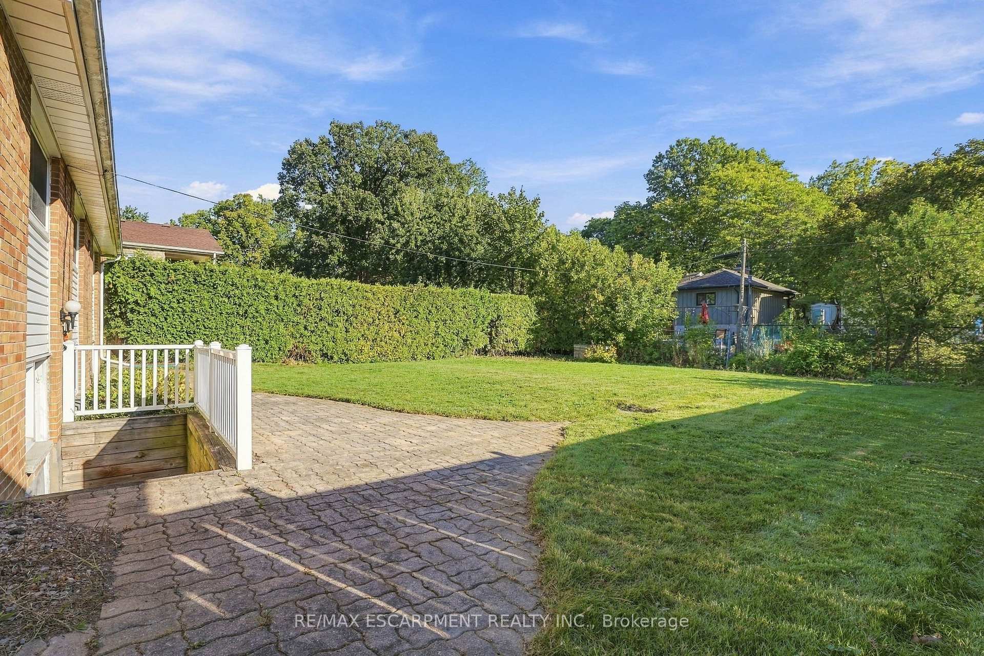 Photo 24 of 1267 Dunbar Road, Burlington, Mountainside — HOMEH
