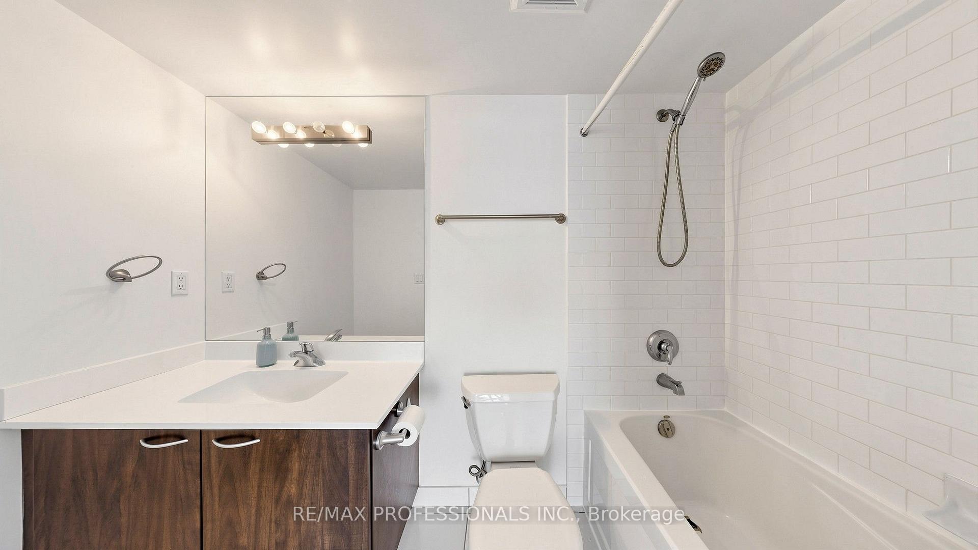 Photo 20 of Unit 2008, 22 Wellesley Street E, Toronto, Church-Yonge Corridor — HOMEH