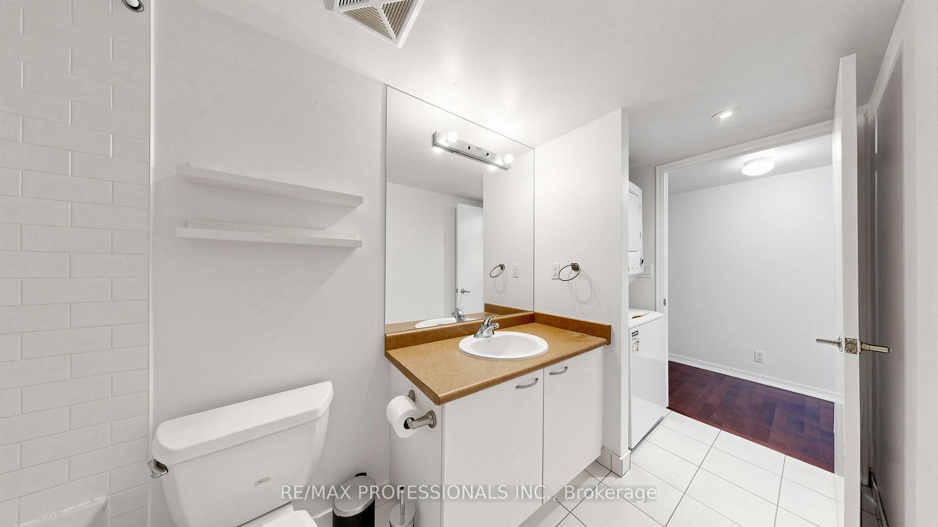 Photo 25 of Unit 2008, 22 Wellesley Street E, Toronto, Church-Yonge Corridor — HOMEH