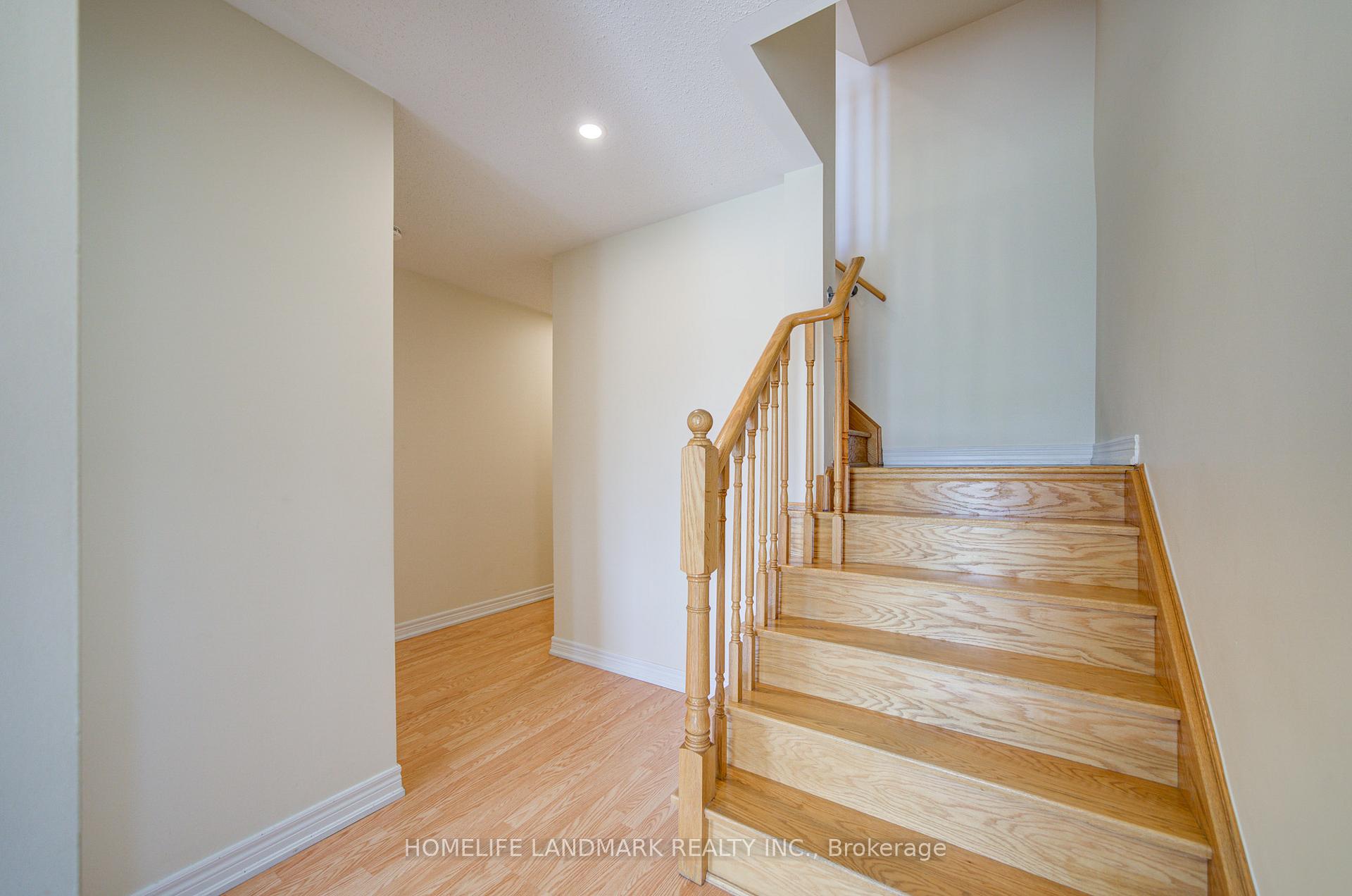 Photo 6 of 9976 McCowan Road, Markham, Berczy — HOMEH