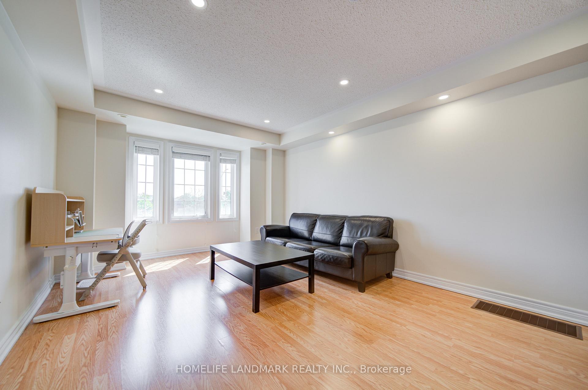 Photo 14 of 9976 McCowan Road, Markham, Berczy — HOMEH