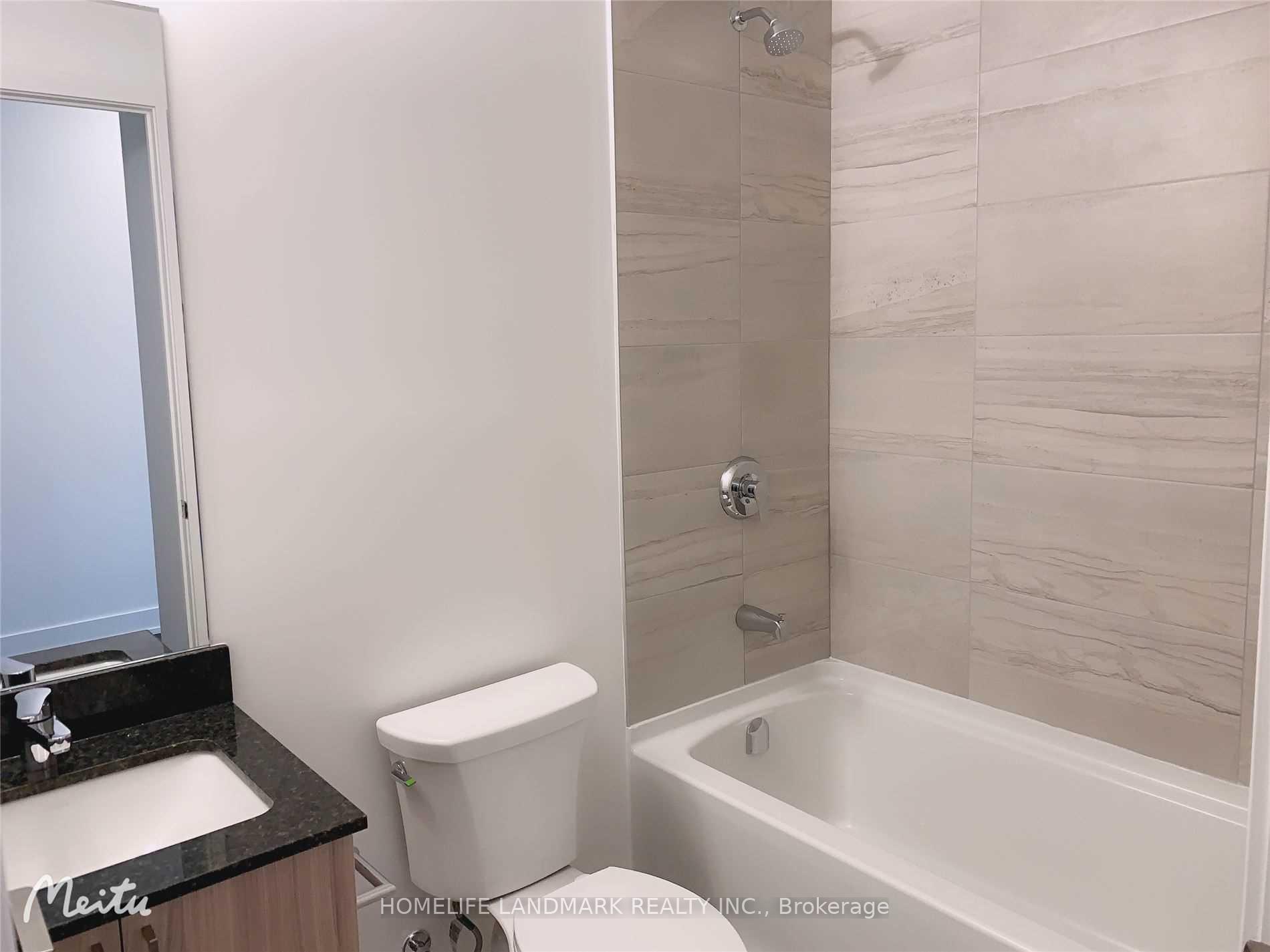 Photo 6 of Unit 729W, 268 Buchanan Drive, Markham, Unionville — HOMEH