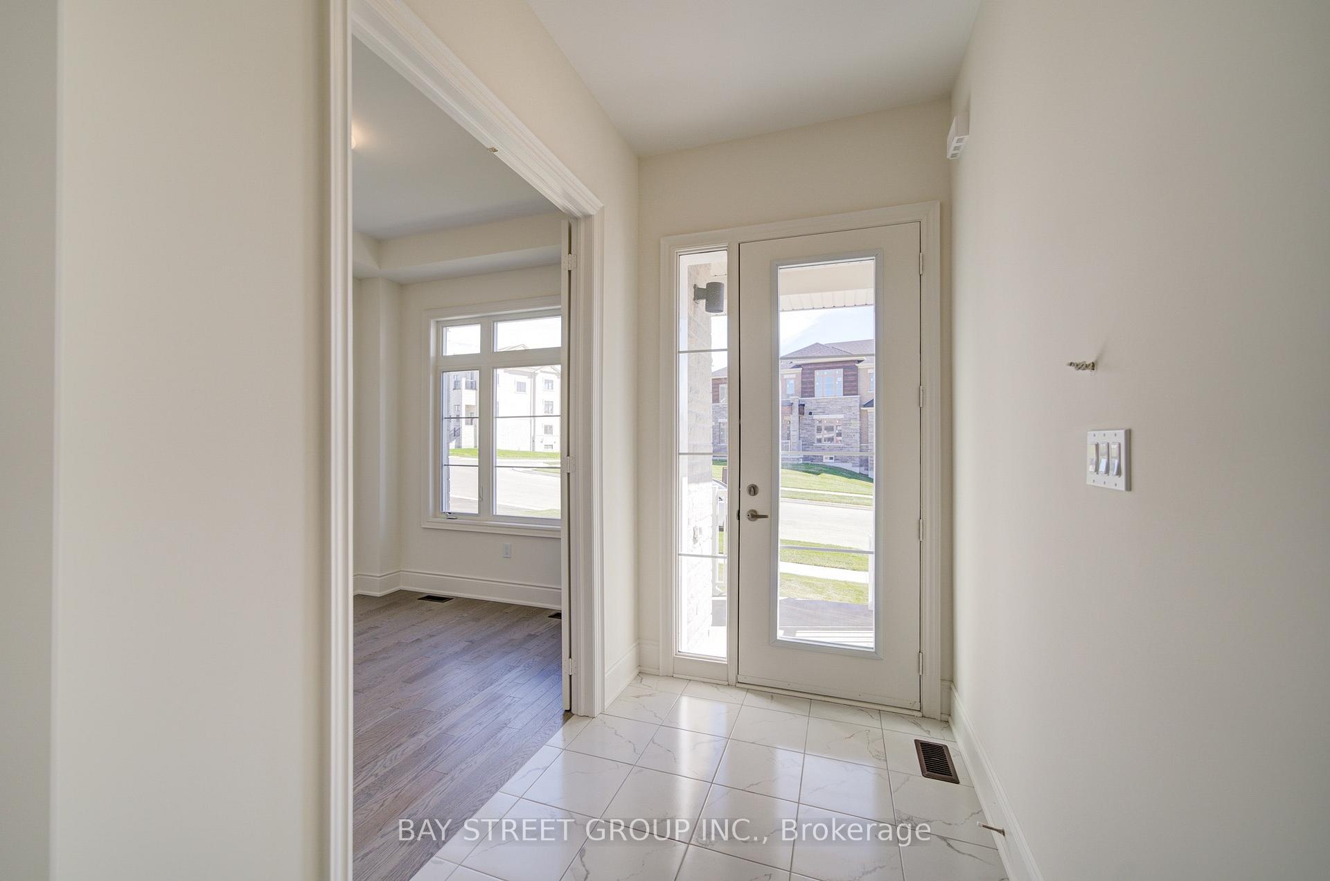 Photo 10 of 18 Art Leech Drive, Richmond Hill, Rural Richmond Hill — HOMEH
