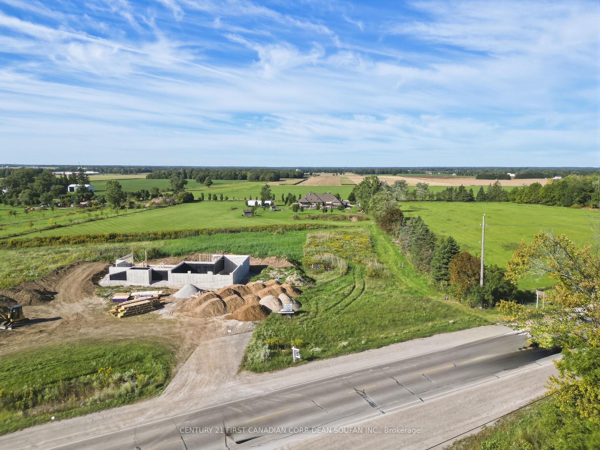 Photo 2 of 8473 Longwoods Road, London, South MM — HOMEH
