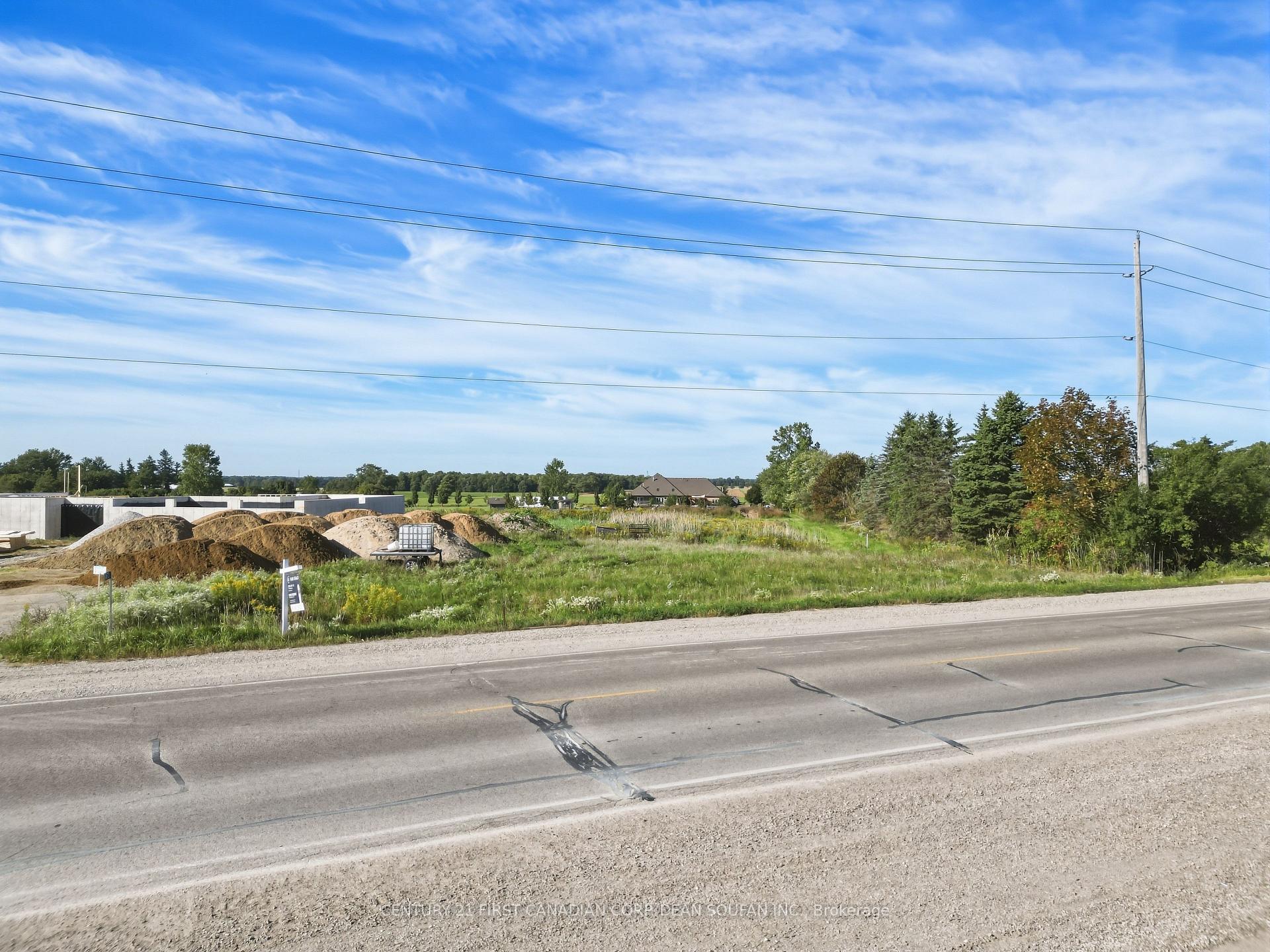 Photo 5 of 8473 Longwoods Road, London, South MM — HOMEH