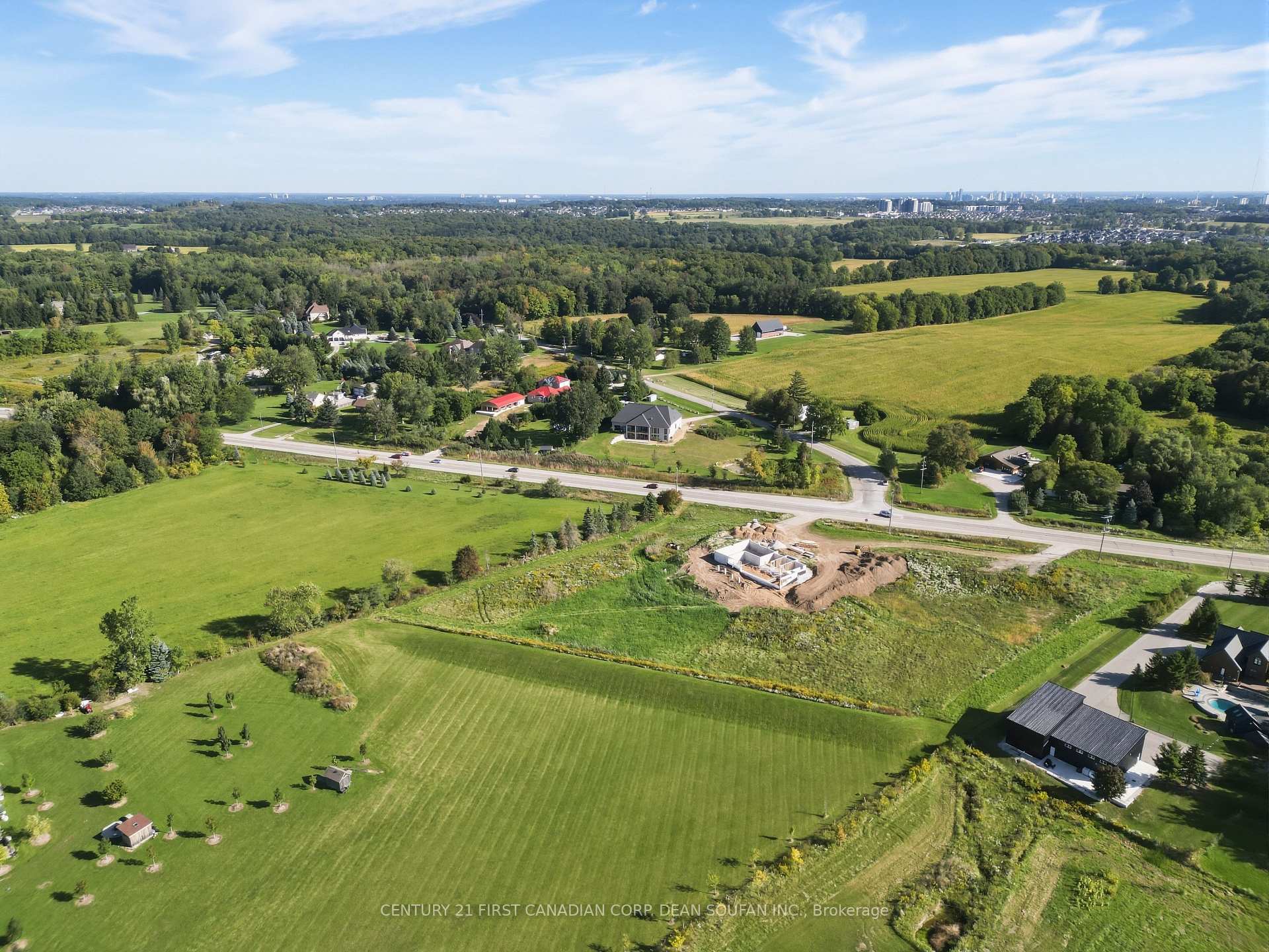 Photo 11 of 8473 Longwoods Road, London, South MM — HOMEH