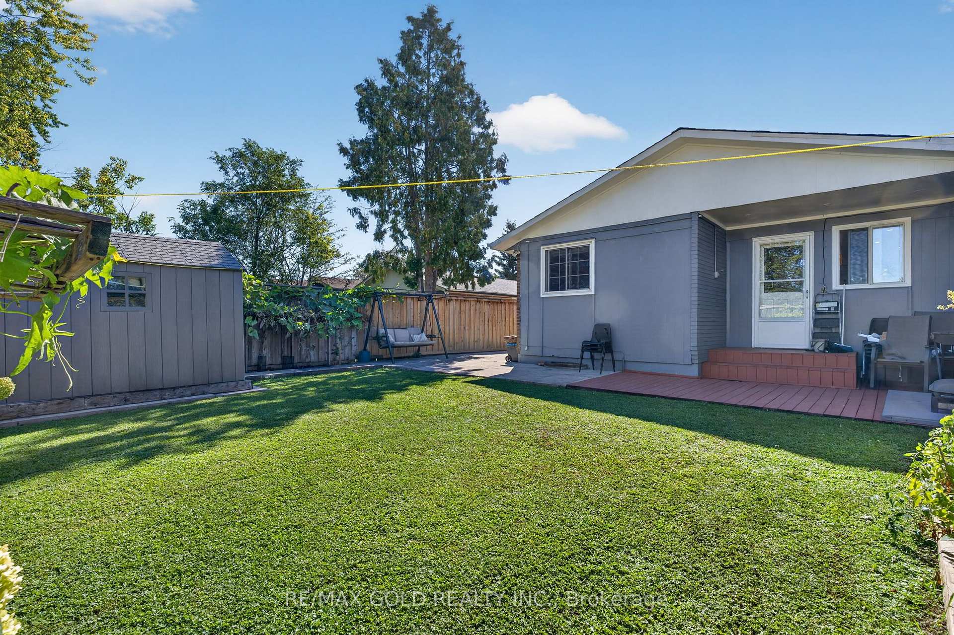 Photo 41 of 64 Drake Boulevard, Brampton, Southgate — HOMEH