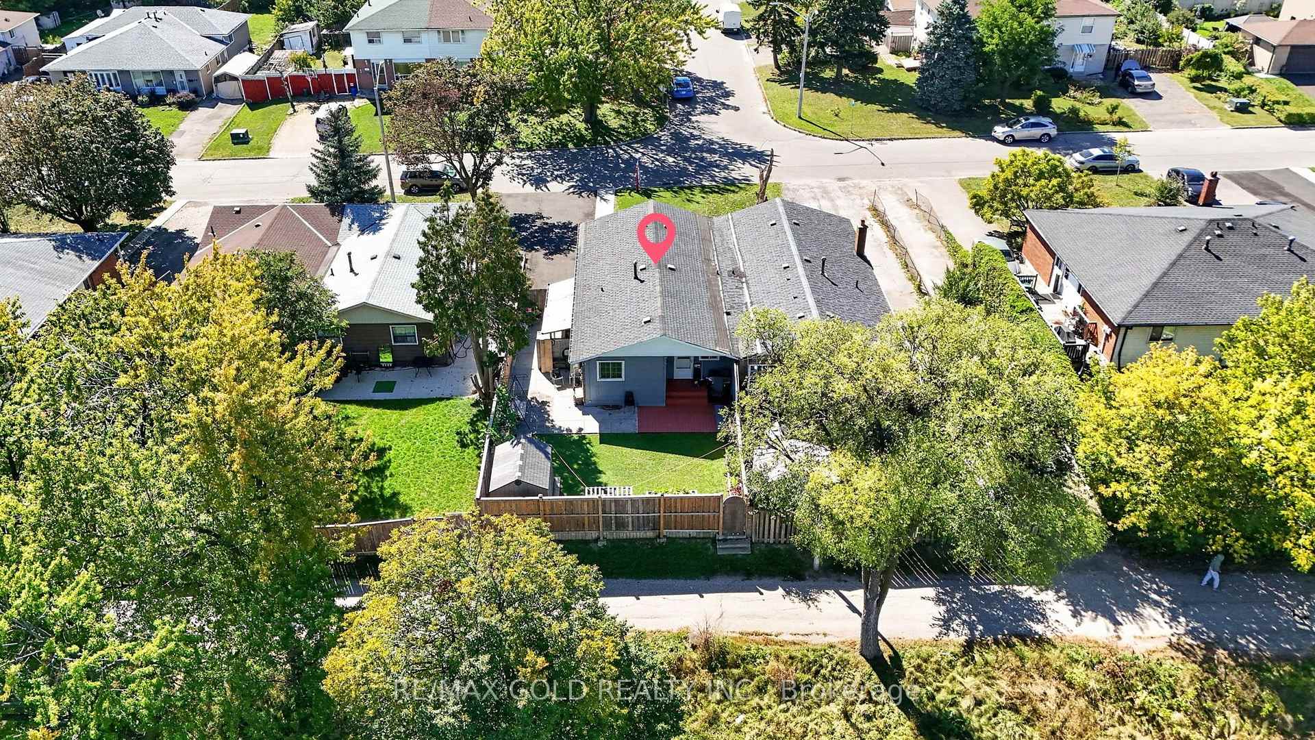 Photo 48 of 64 Drake Boulevard, Brampton, Southgate — HOMEH