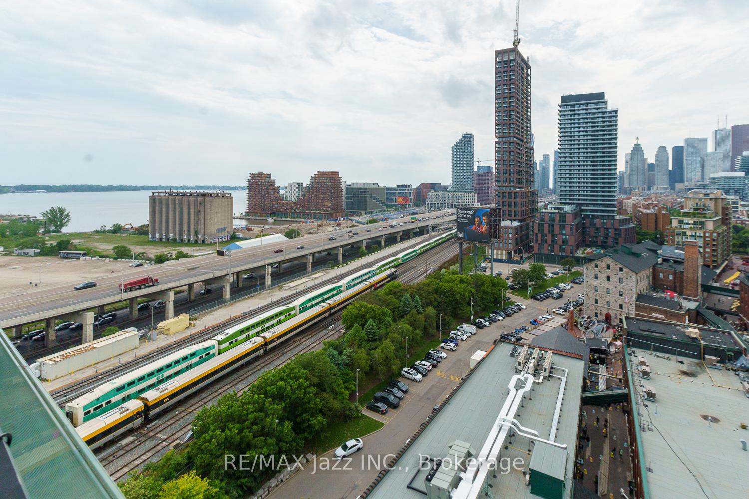 Photo 13 of Unit 1409, 70 Distillery Lane, Toronto, Waterfront Communities — HOMEH