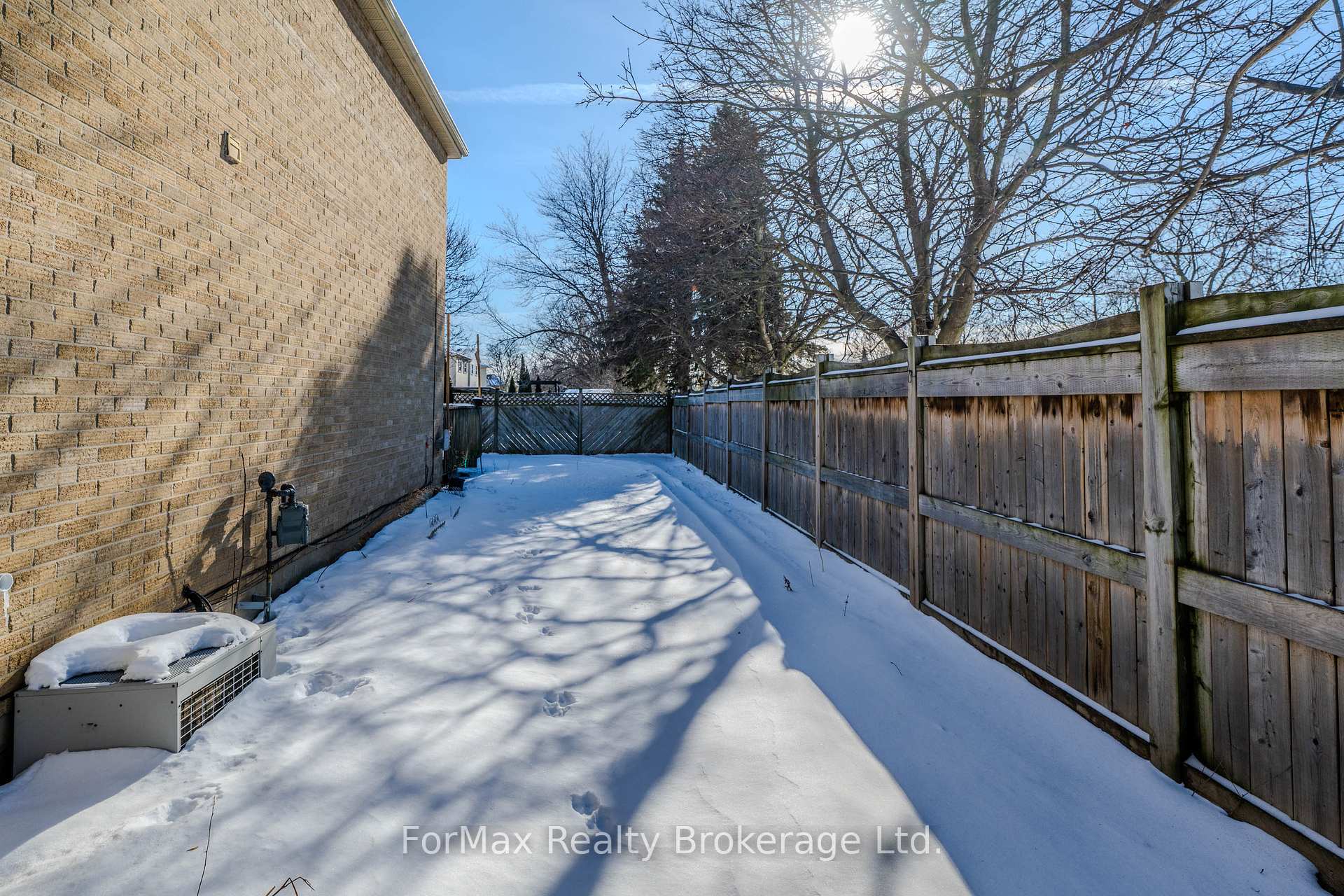 Photo 35 of 23 Drew Court, Whitby, Pringle Creek — HOMEH