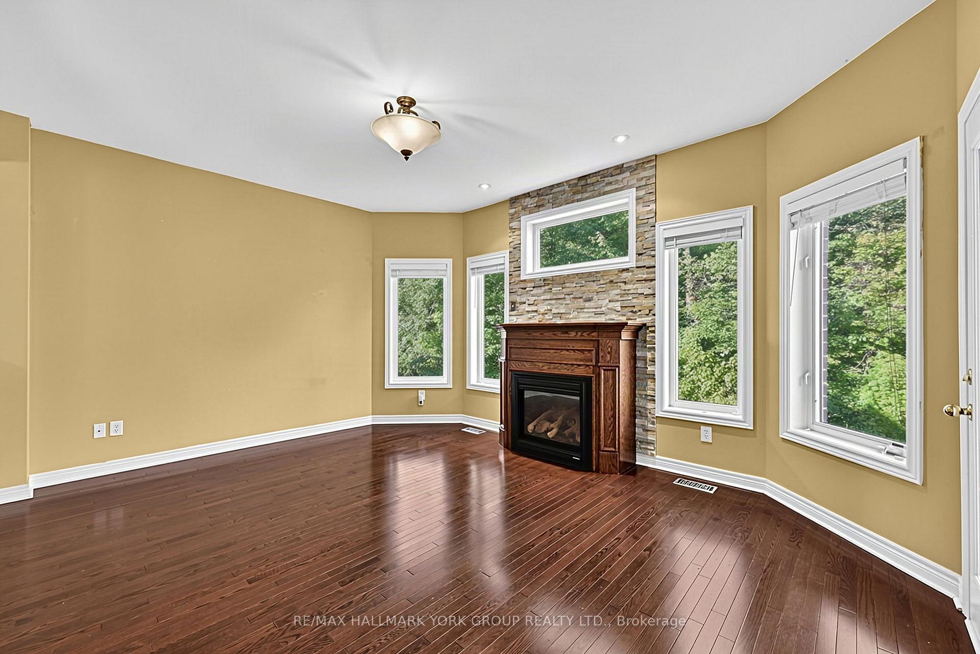 Photo 7 of 383 Gilpin Drive, Newmarket, Woodland Hill — HOMEH