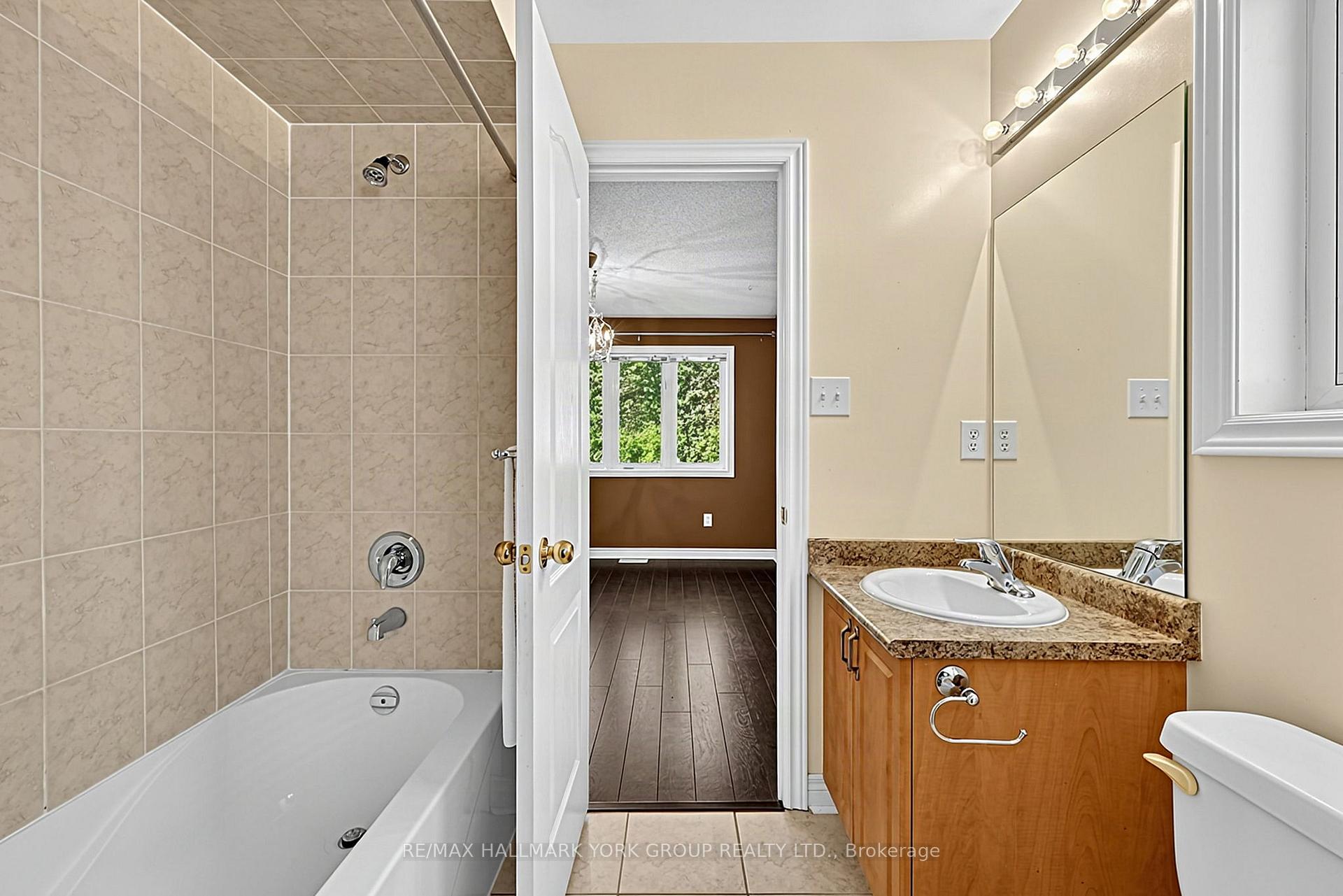 Photo 15 of 383 Gilpin Drive, Newmarket, Woodland Hill — HOMEH