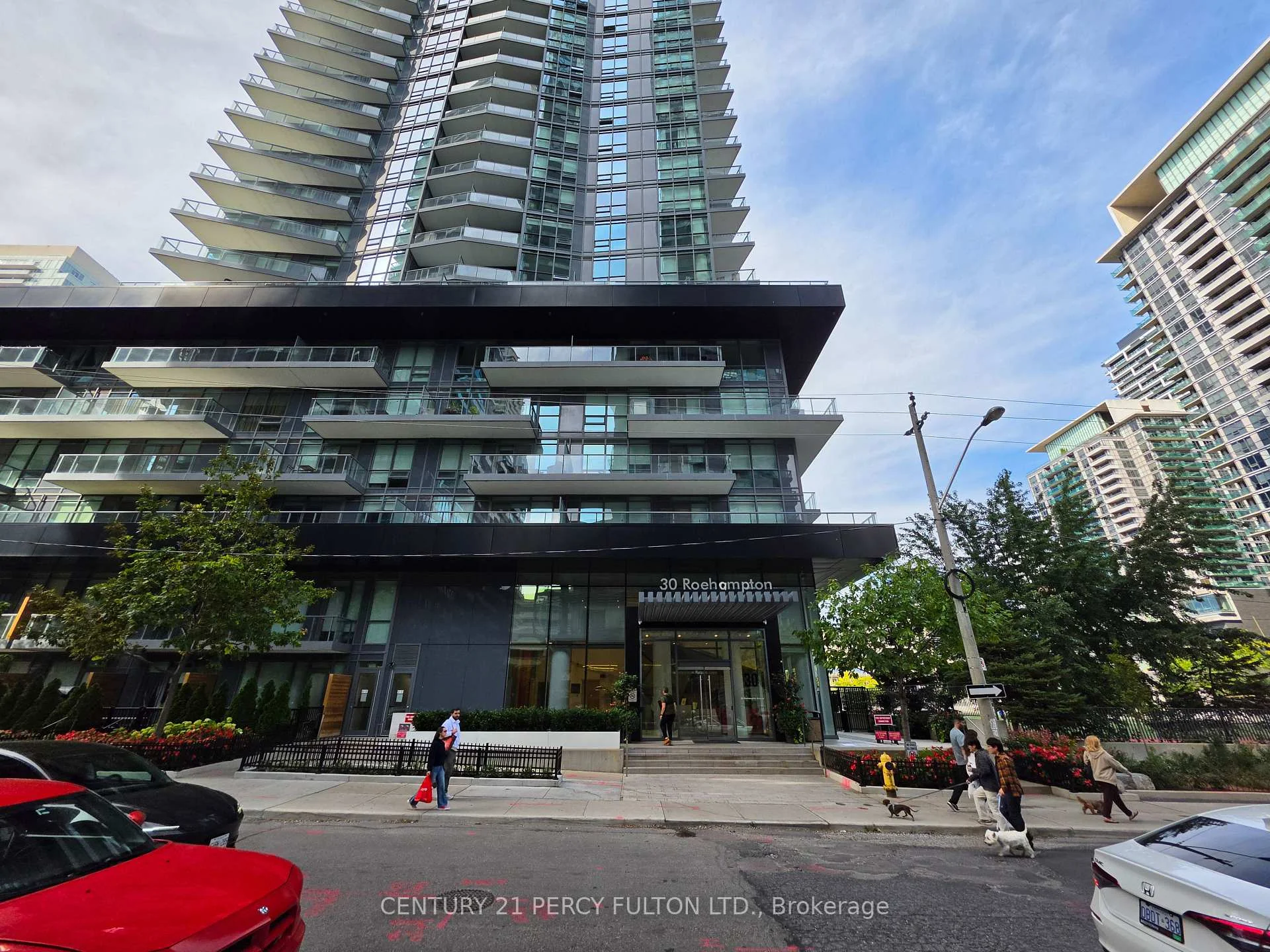Photo 6 of Unit 2402, 30 Roehampton Avenue, Toronto, Mount Pleasant West — HOMEH