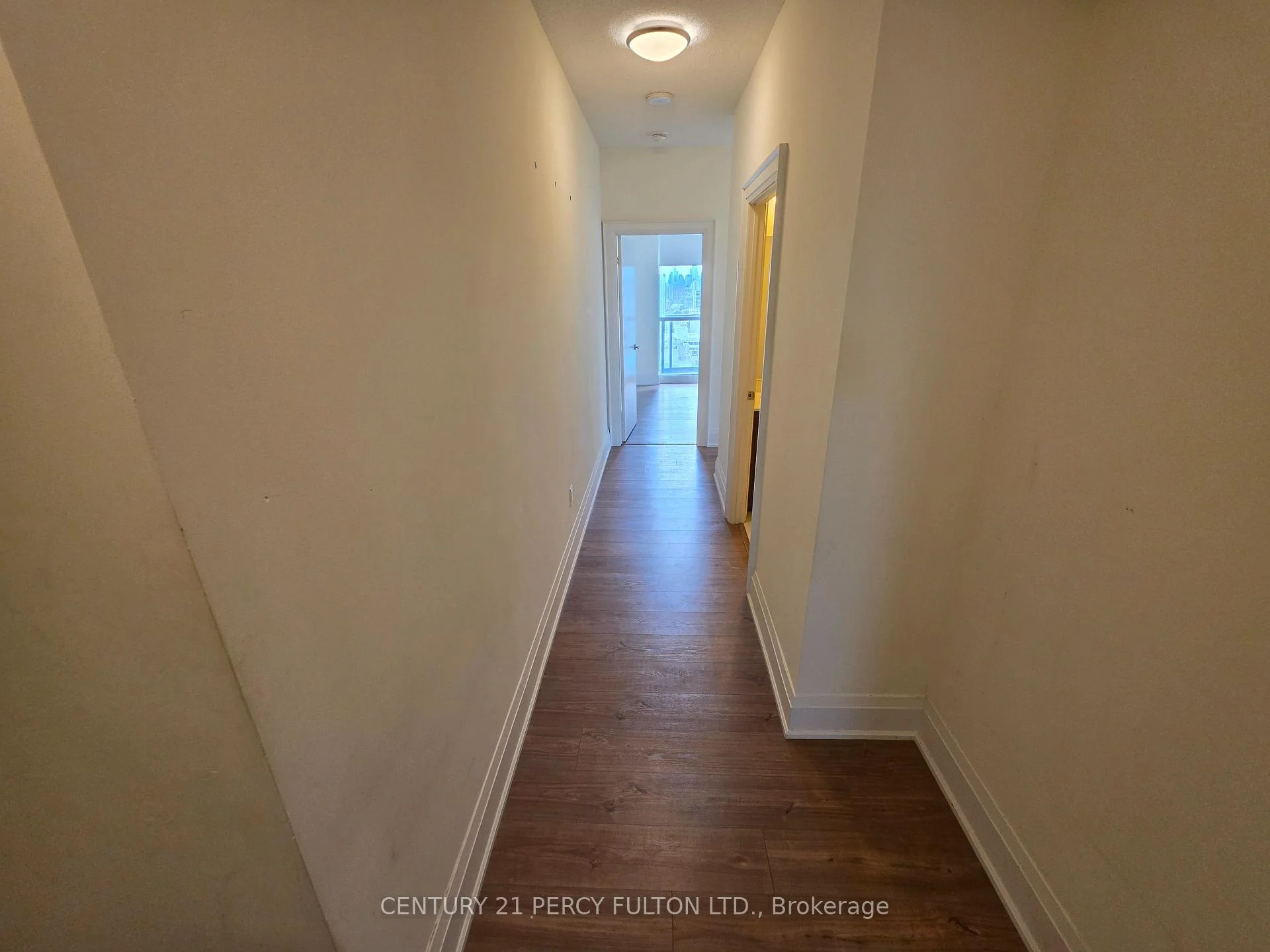Photo 11 of Unit 2402, 30 Roehampton Avenue, Toronto, Mount Pleasant West — HOMEH