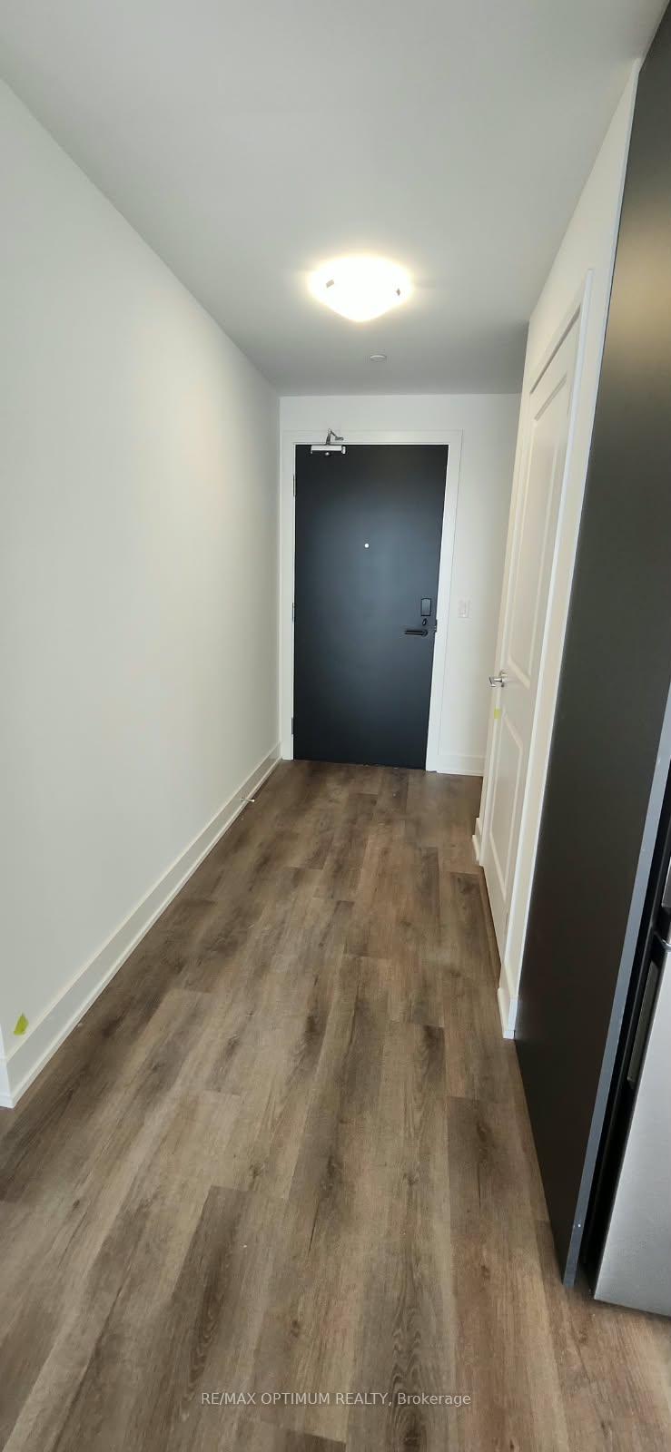 Photo 3 of Unit 1306B, 125 Nipissing Road, Milton, Old Milton — HOMEH