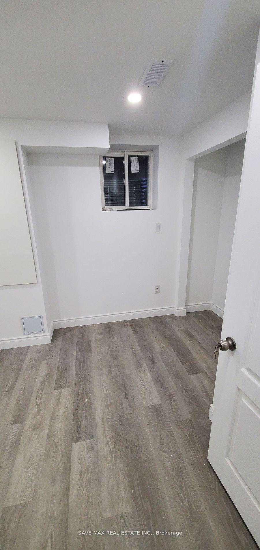 Photo 4 of Unit Lower, 27 Blacksmith Drive, Woolwich, Breslau — HOMEH