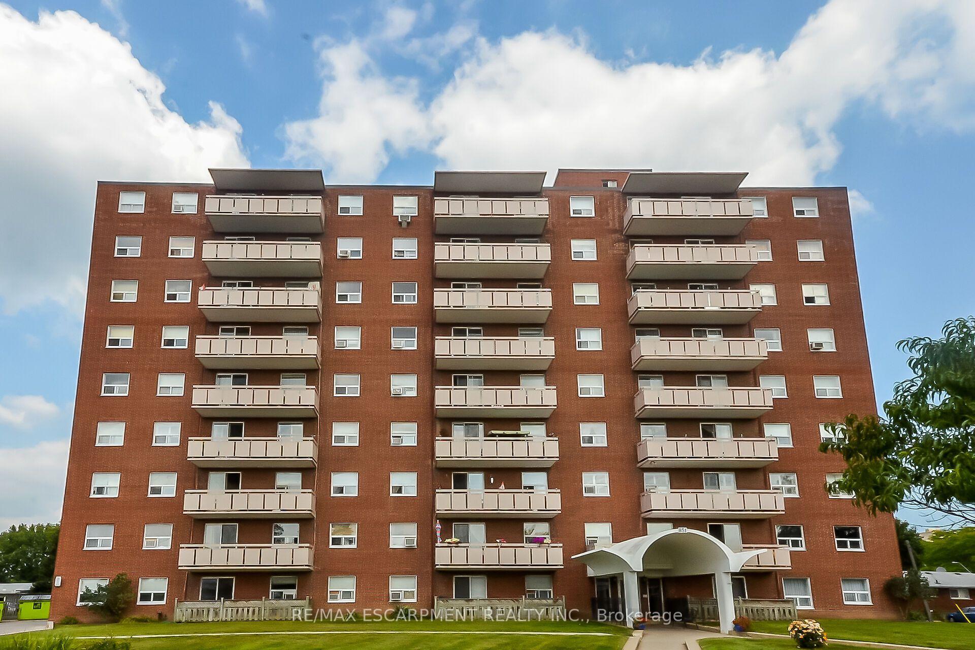 Photo 3 of Unit 604, 851 Queenston Road, Hamilton, Riverdale — HOMEH